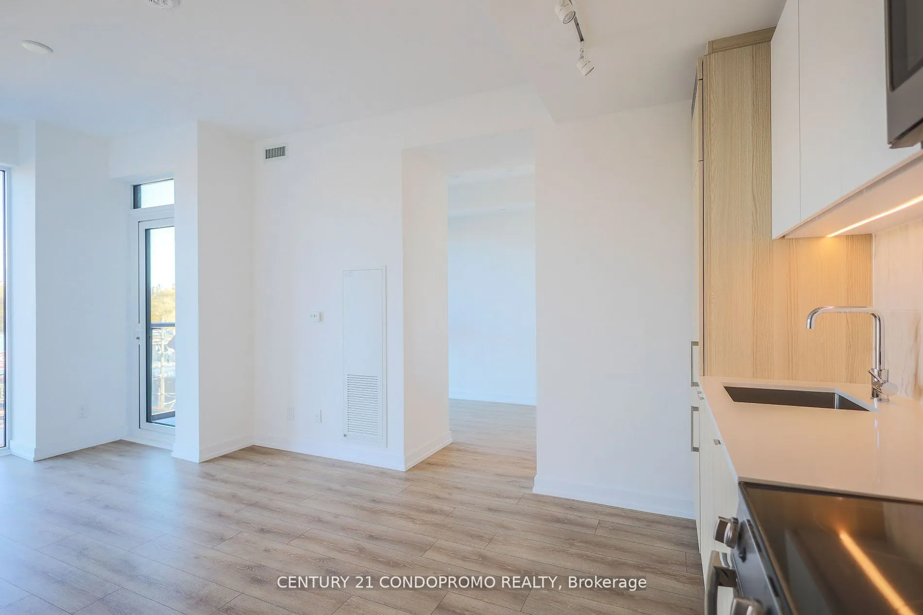 500 Dupont Street #515