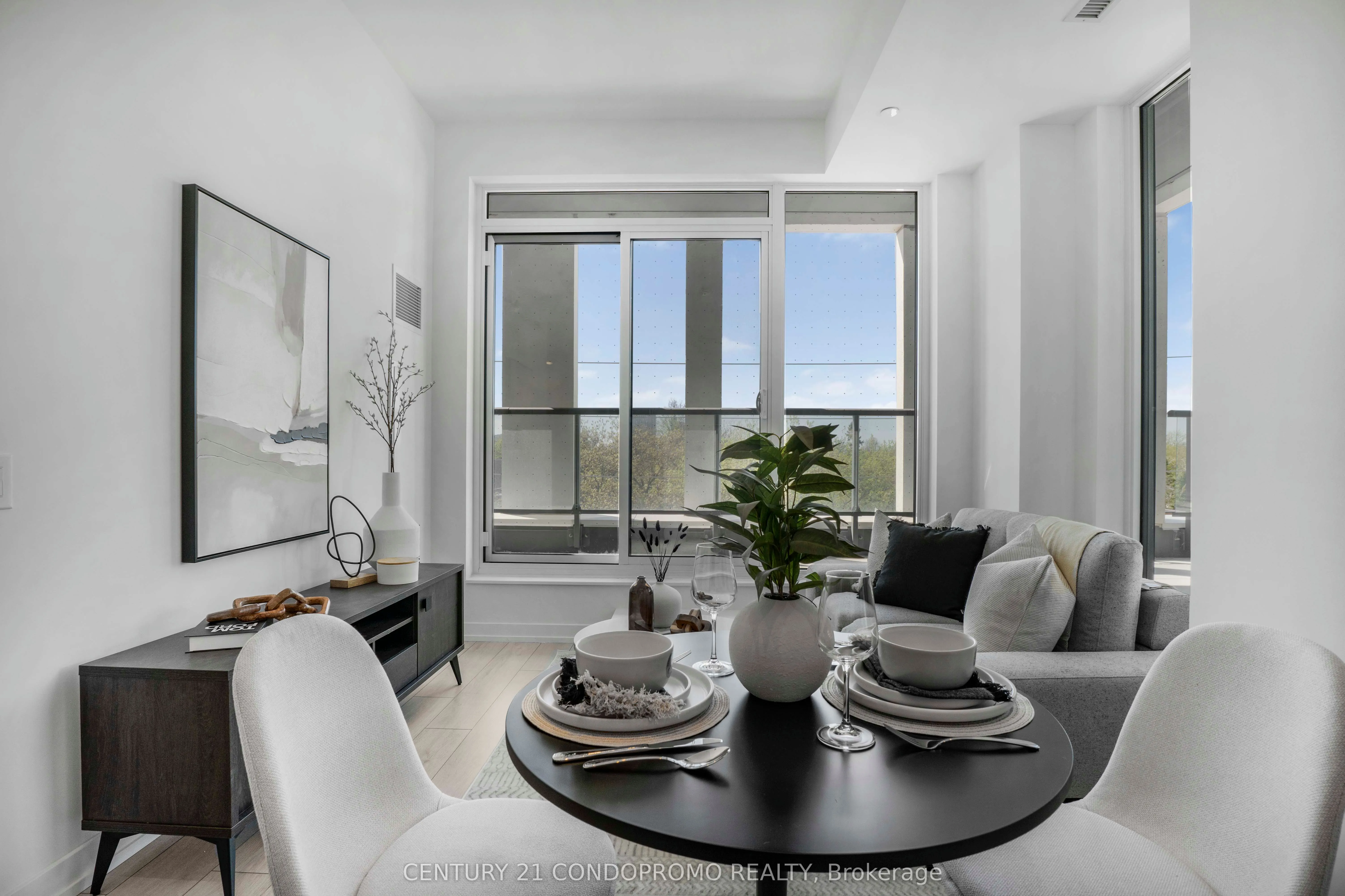 500 Dupont Street #319