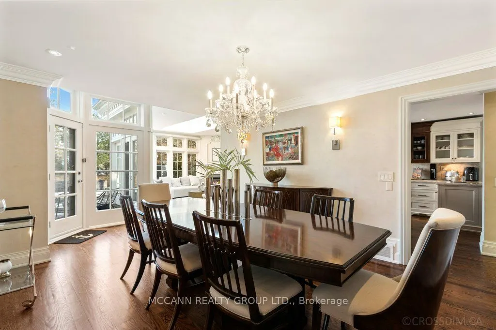 27 Strathgowan Crescent