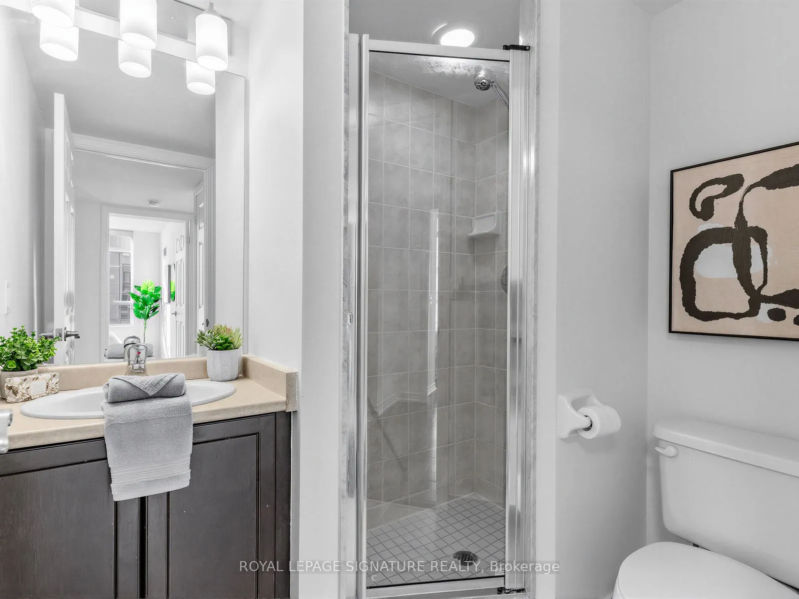 30 Grand Trunk Crescent #3906