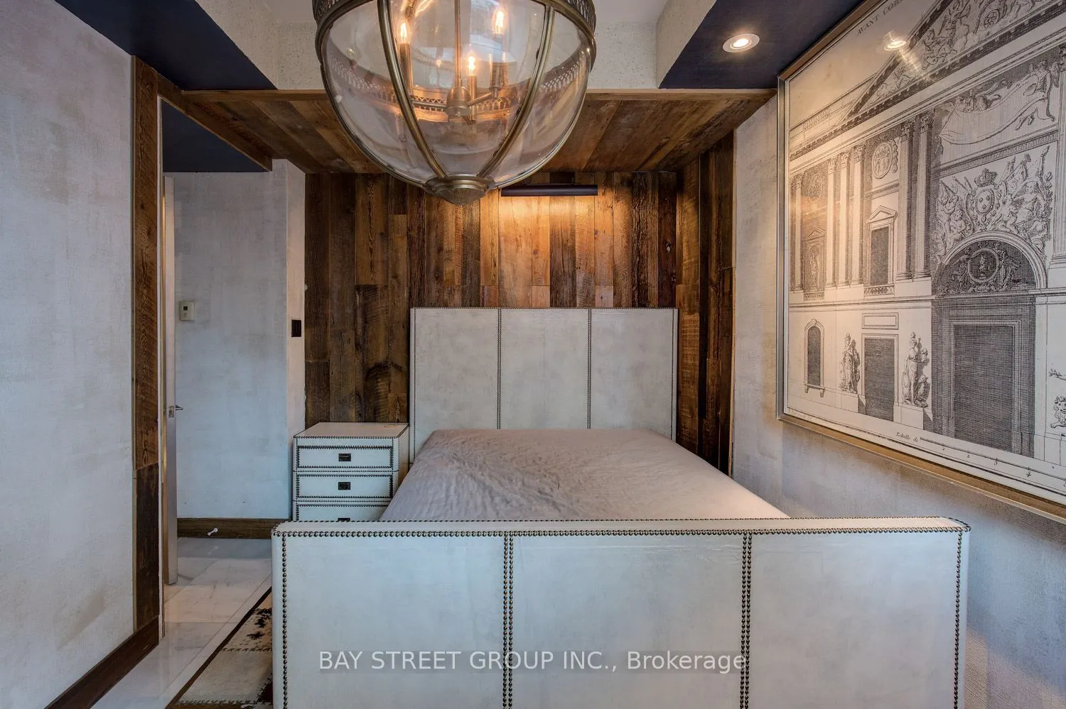 68 Yorkville Avenue #301