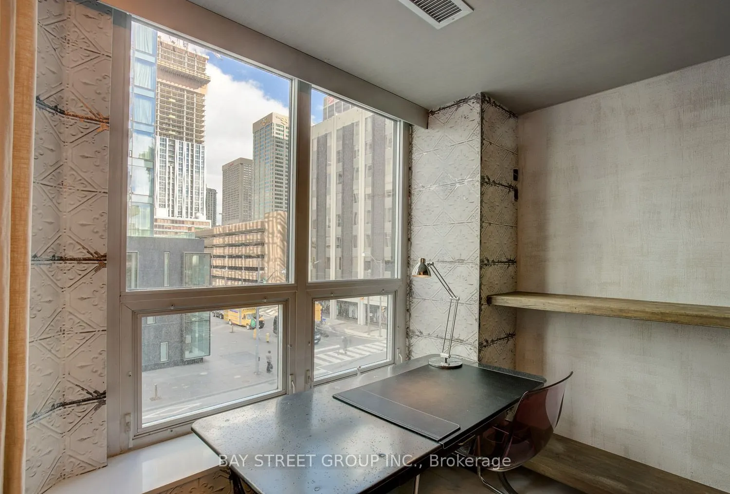 68 Yorkville Avenue #301