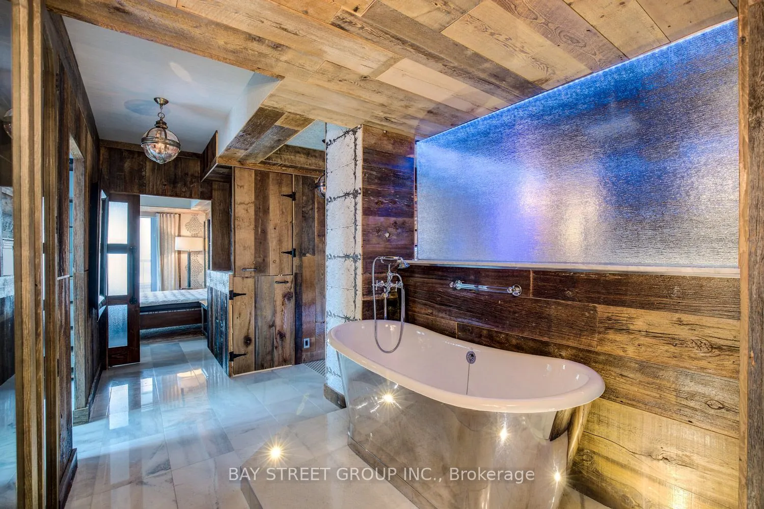 68 Yorkville Avenue #301