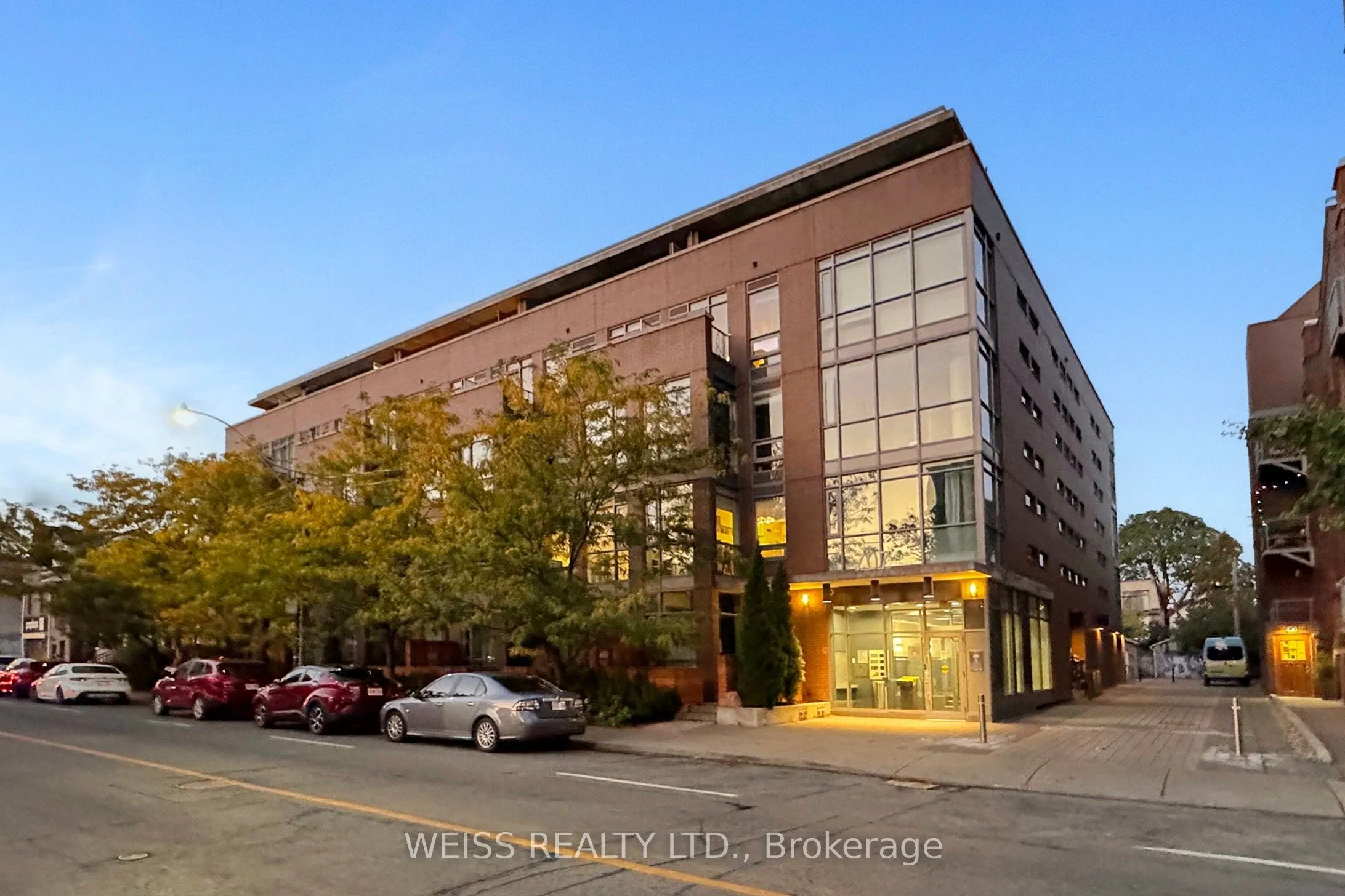 707 Dovercourt Road #215