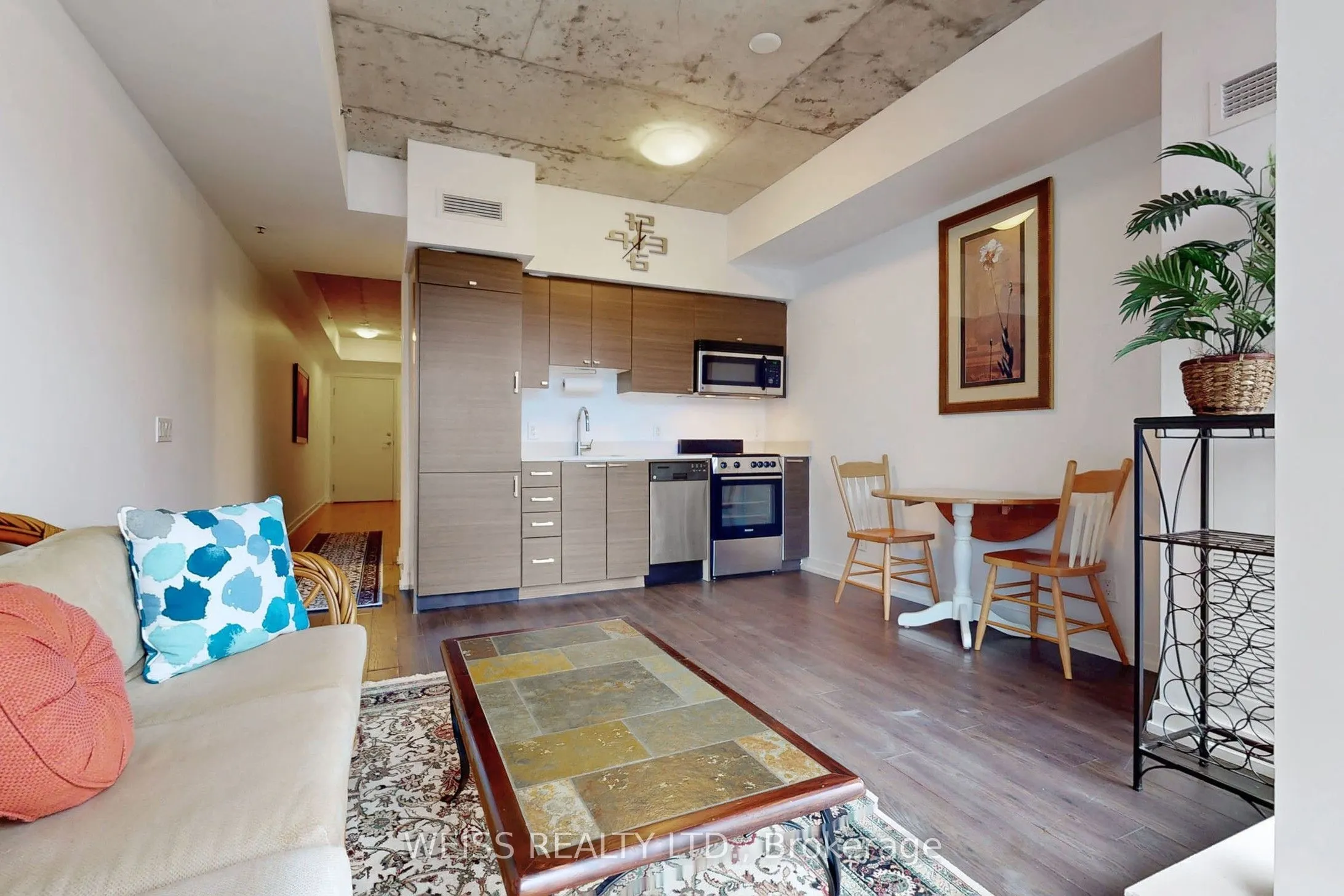 707 Dovercourt Road #215