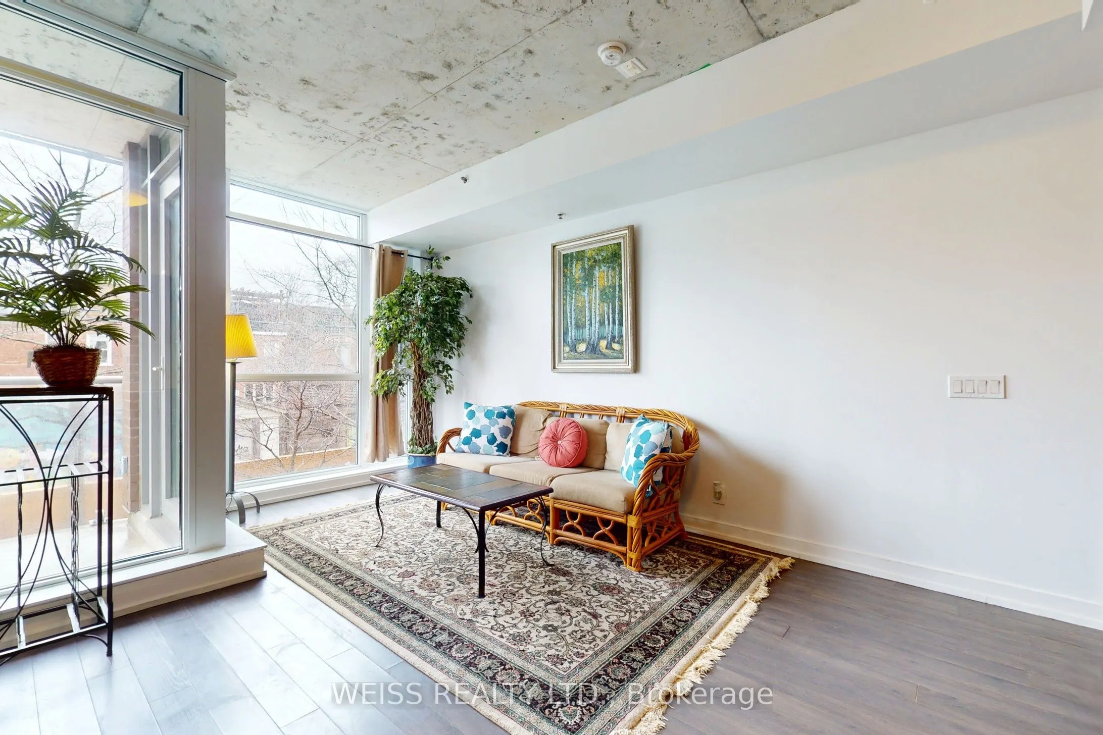 707 Dovercourt Road #215
