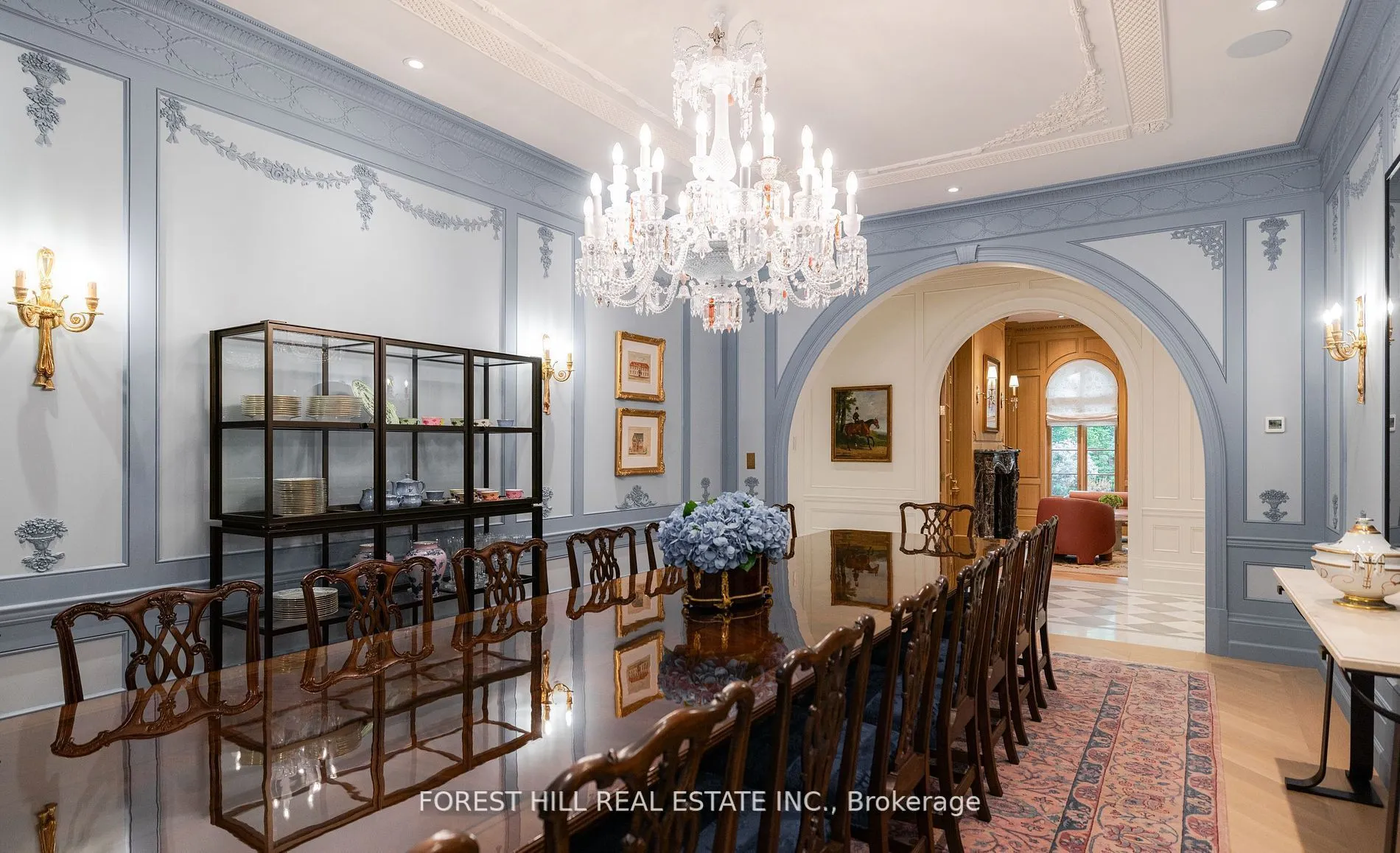 221 Forest Hill Road