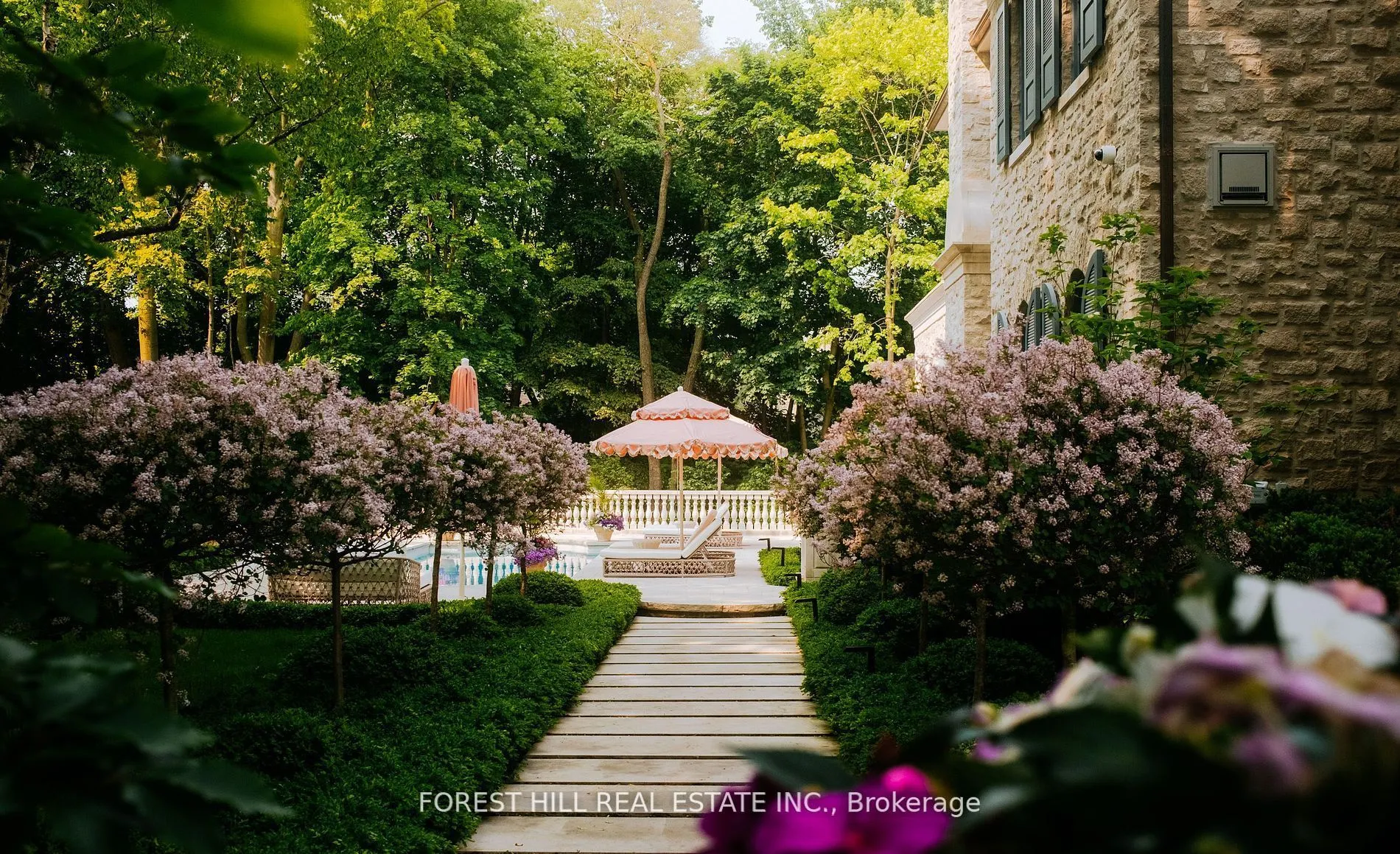 221 Forest Hill Road