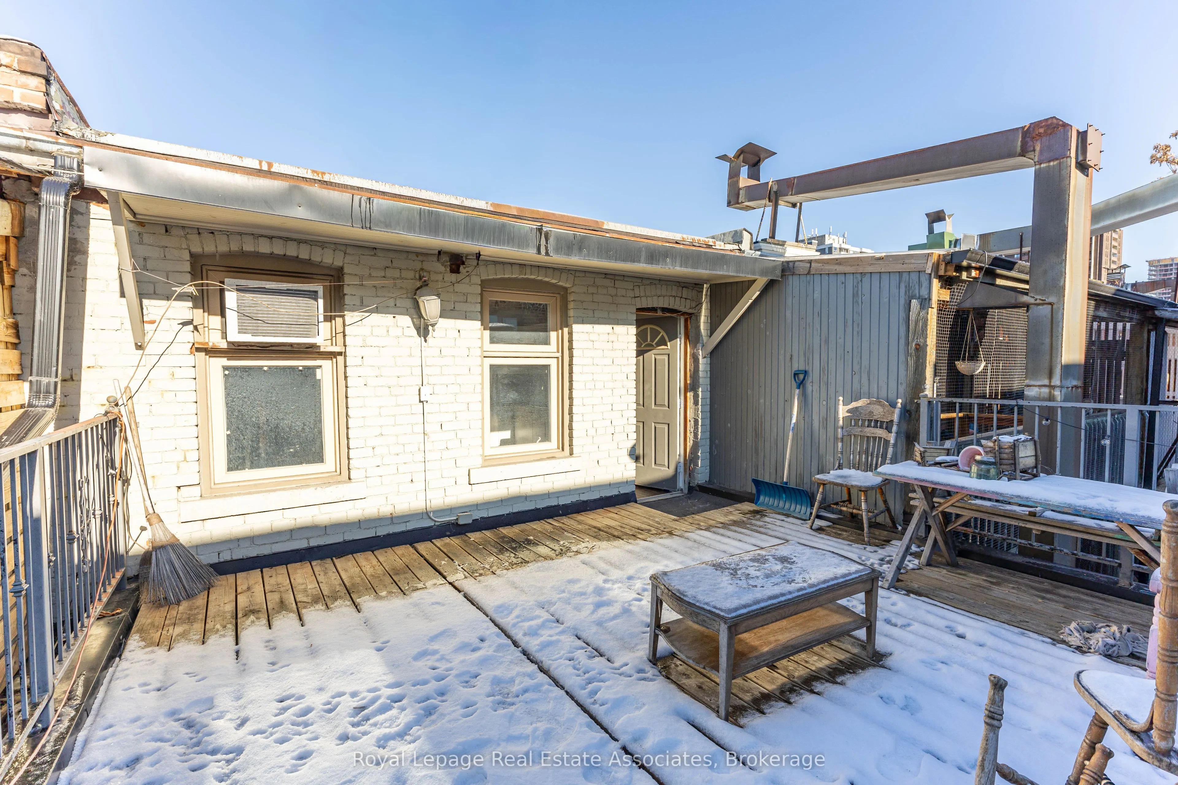 497 Bloor Street W #16 (3rd)