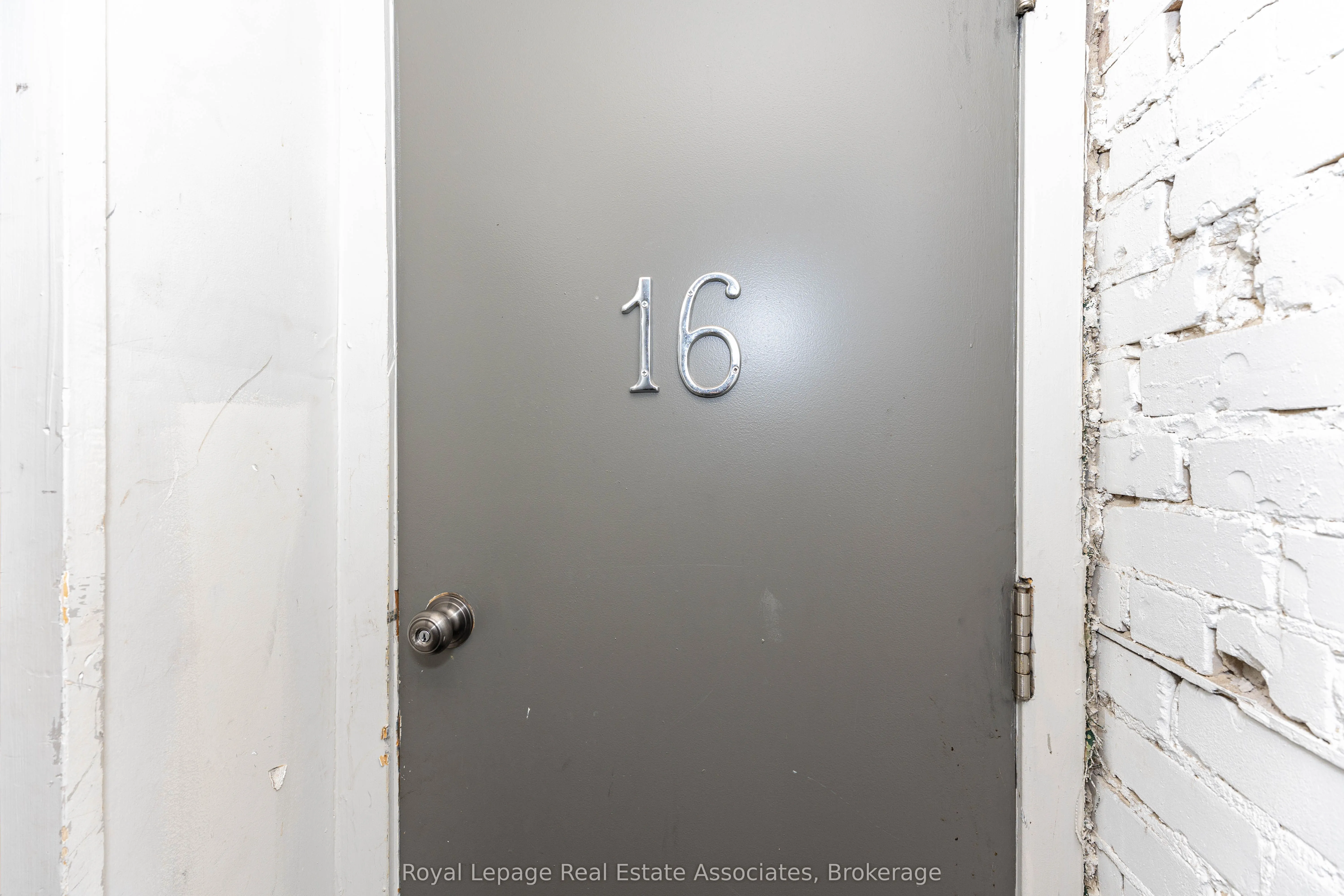 497 Bloor Street W #16 (3rd)