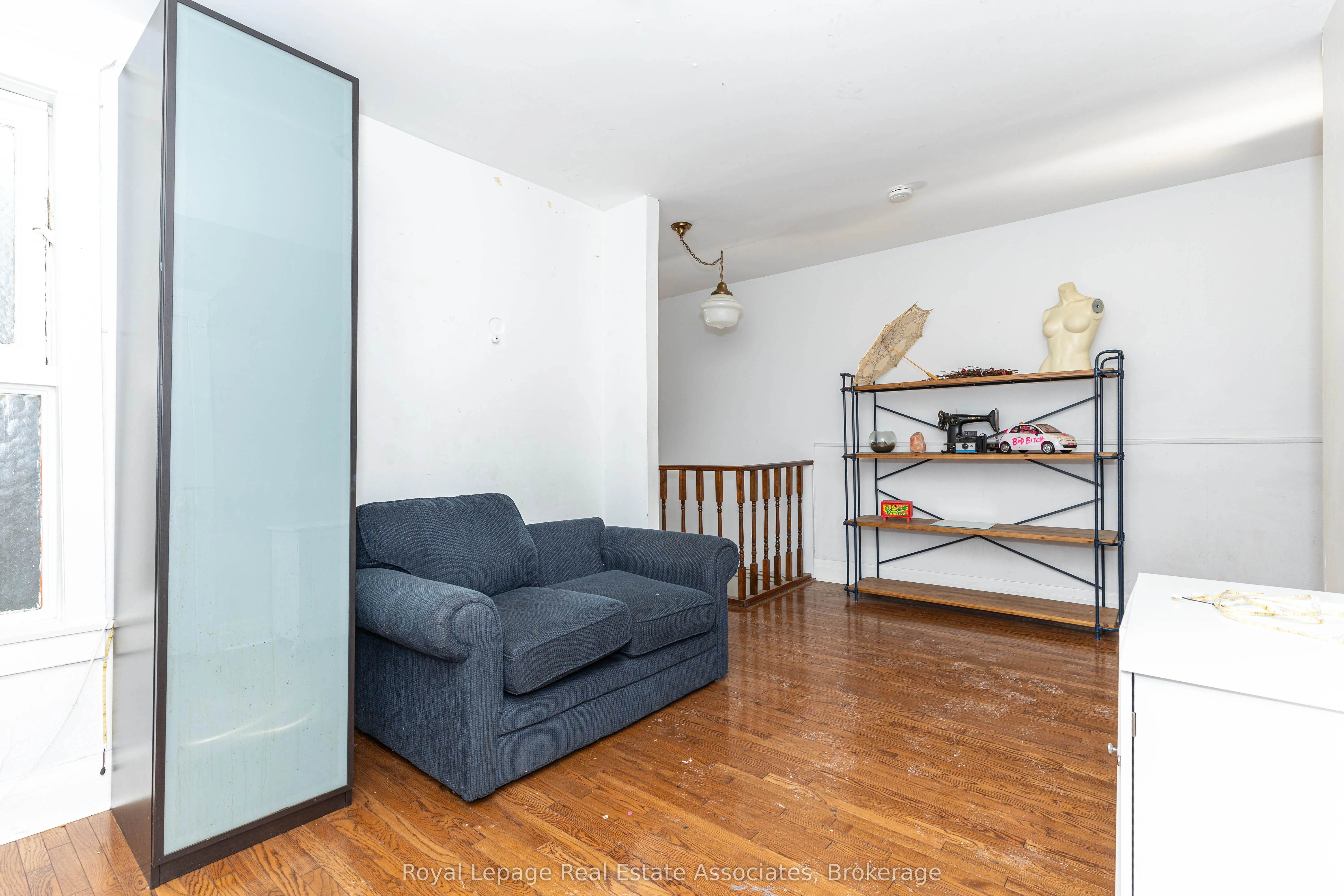 497 Bloor Street W #16 (3rd)