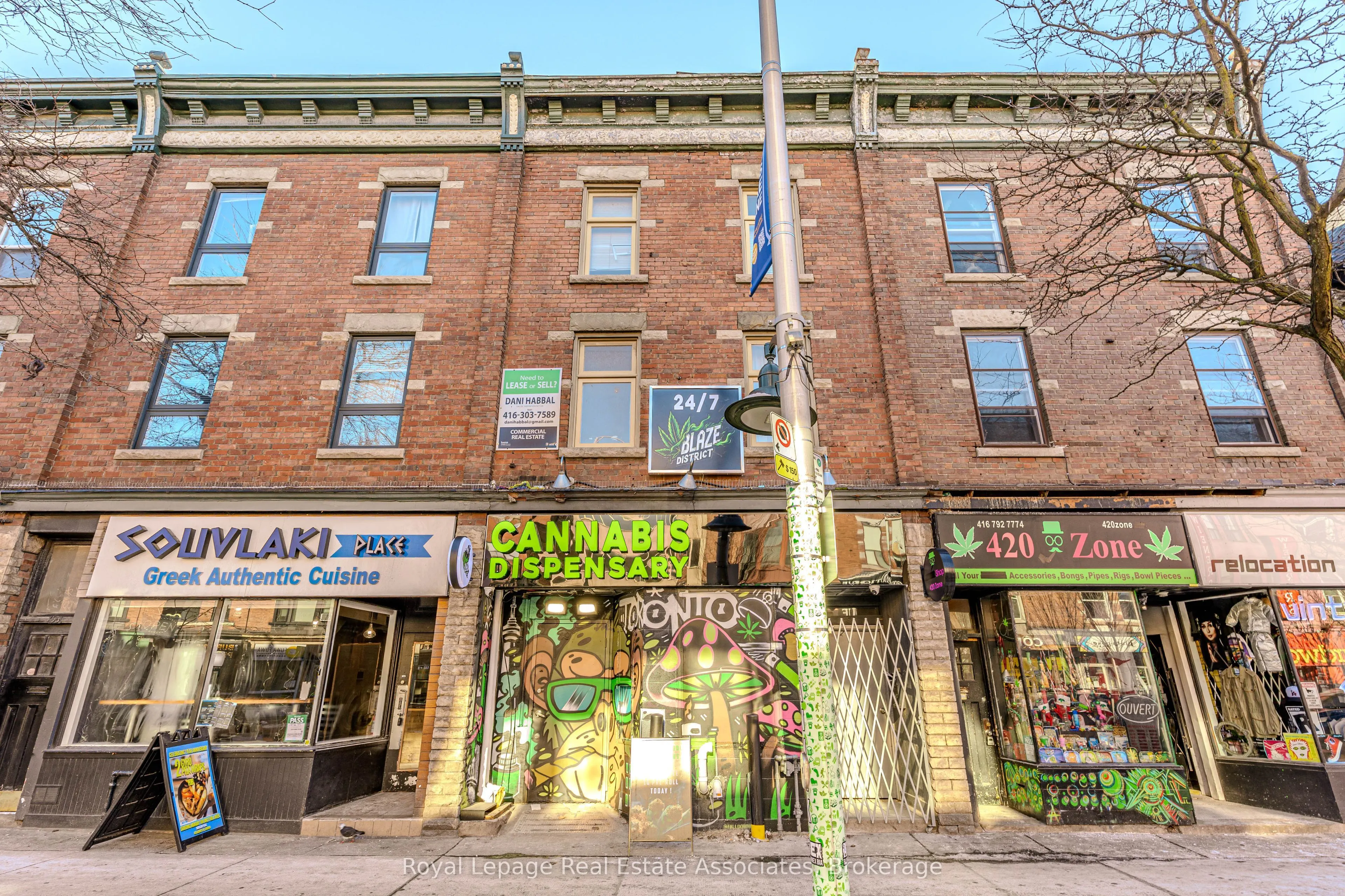 497 Bloor Street W #16 (3rd)