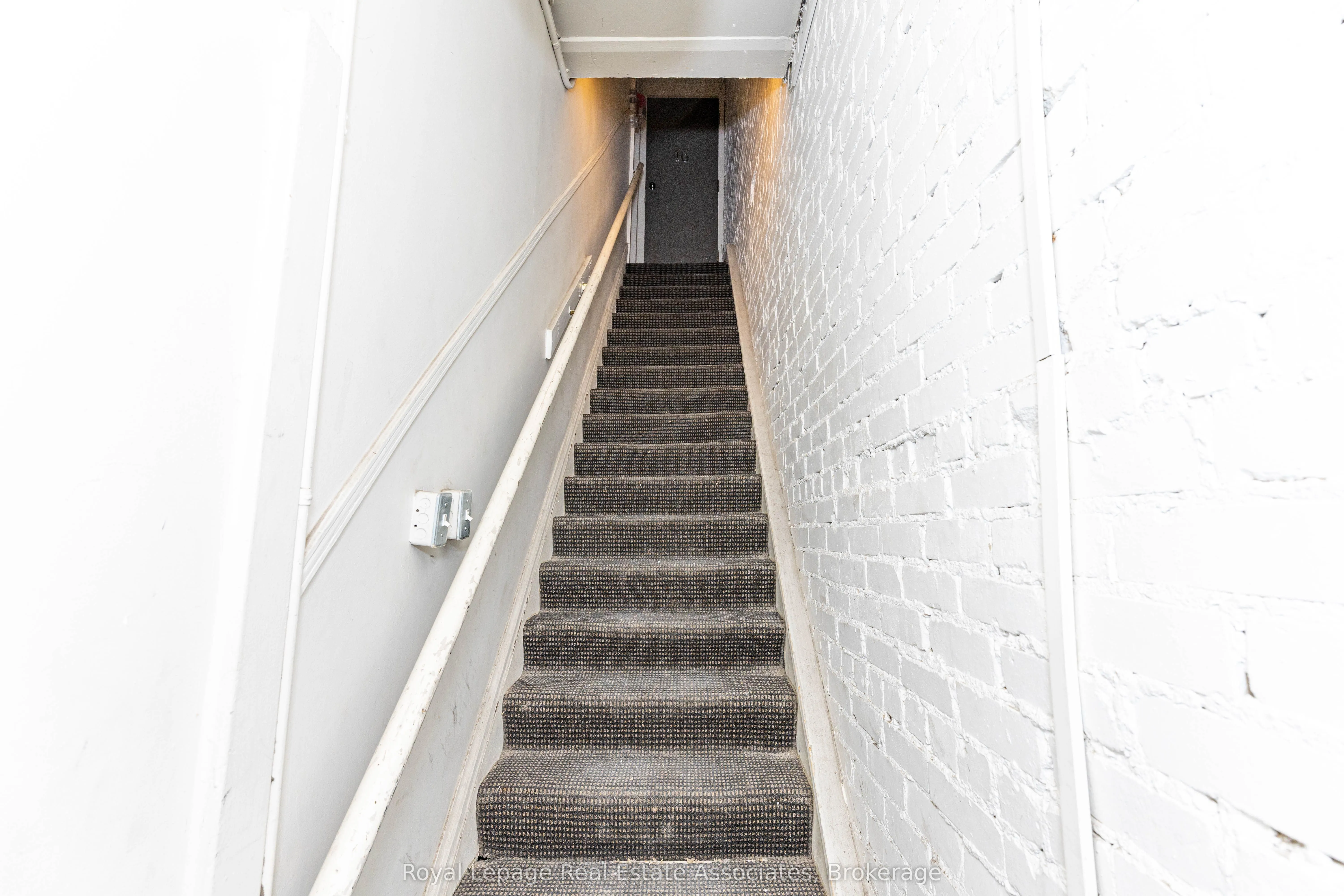 497 Bloor Street W #16 (3rd)