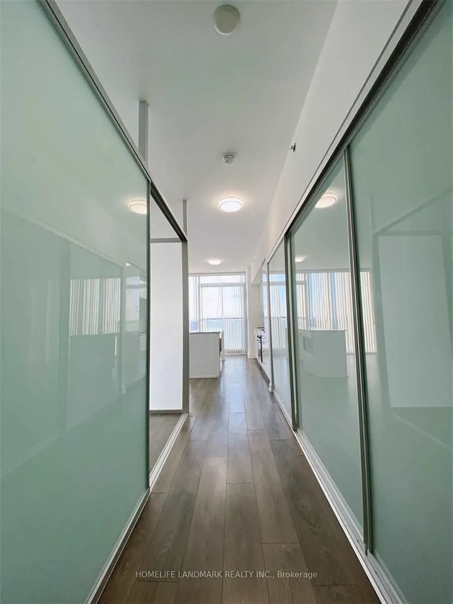426 University Avenue #1602