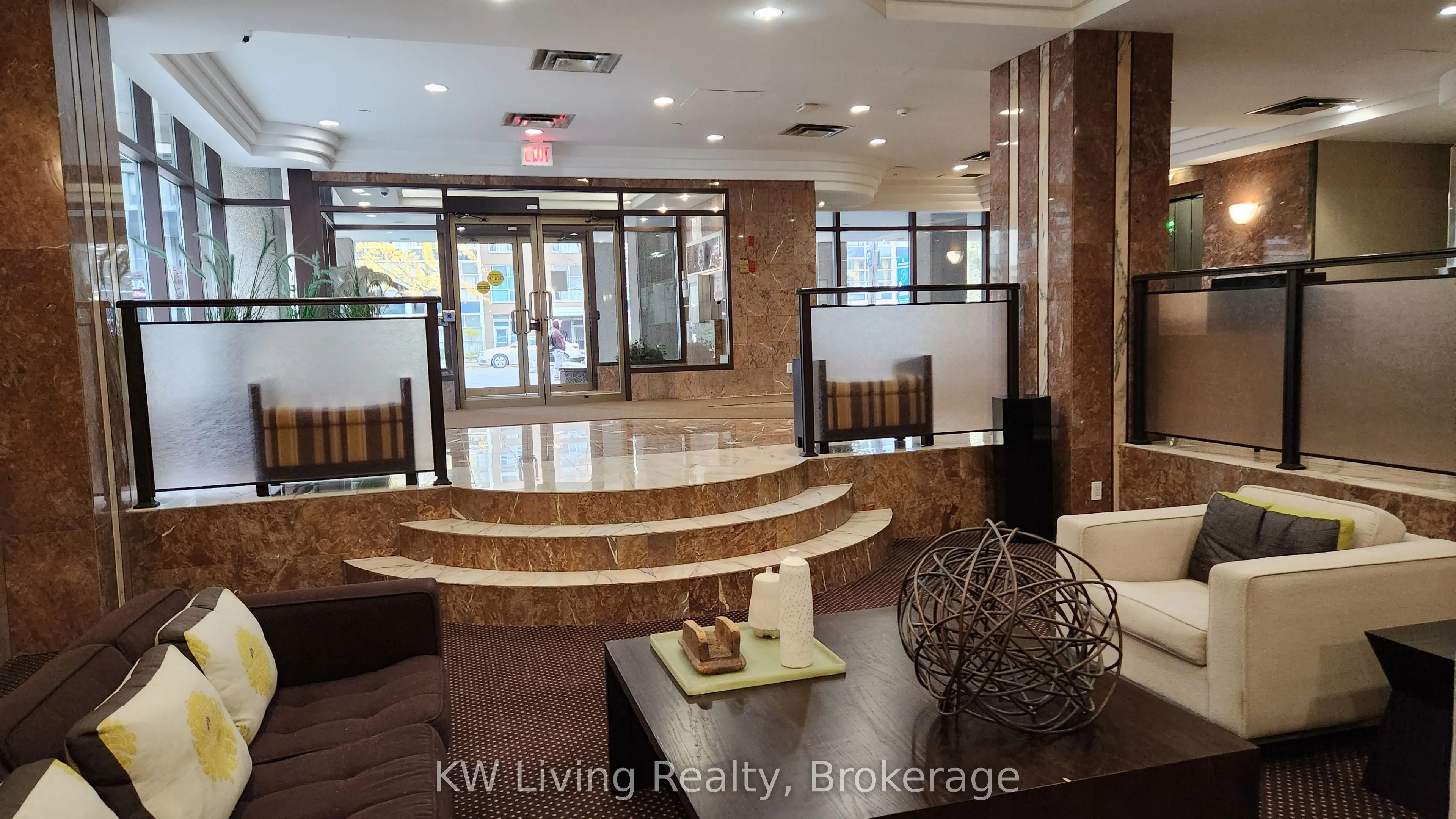 7 Broadway Avenue #PH-F