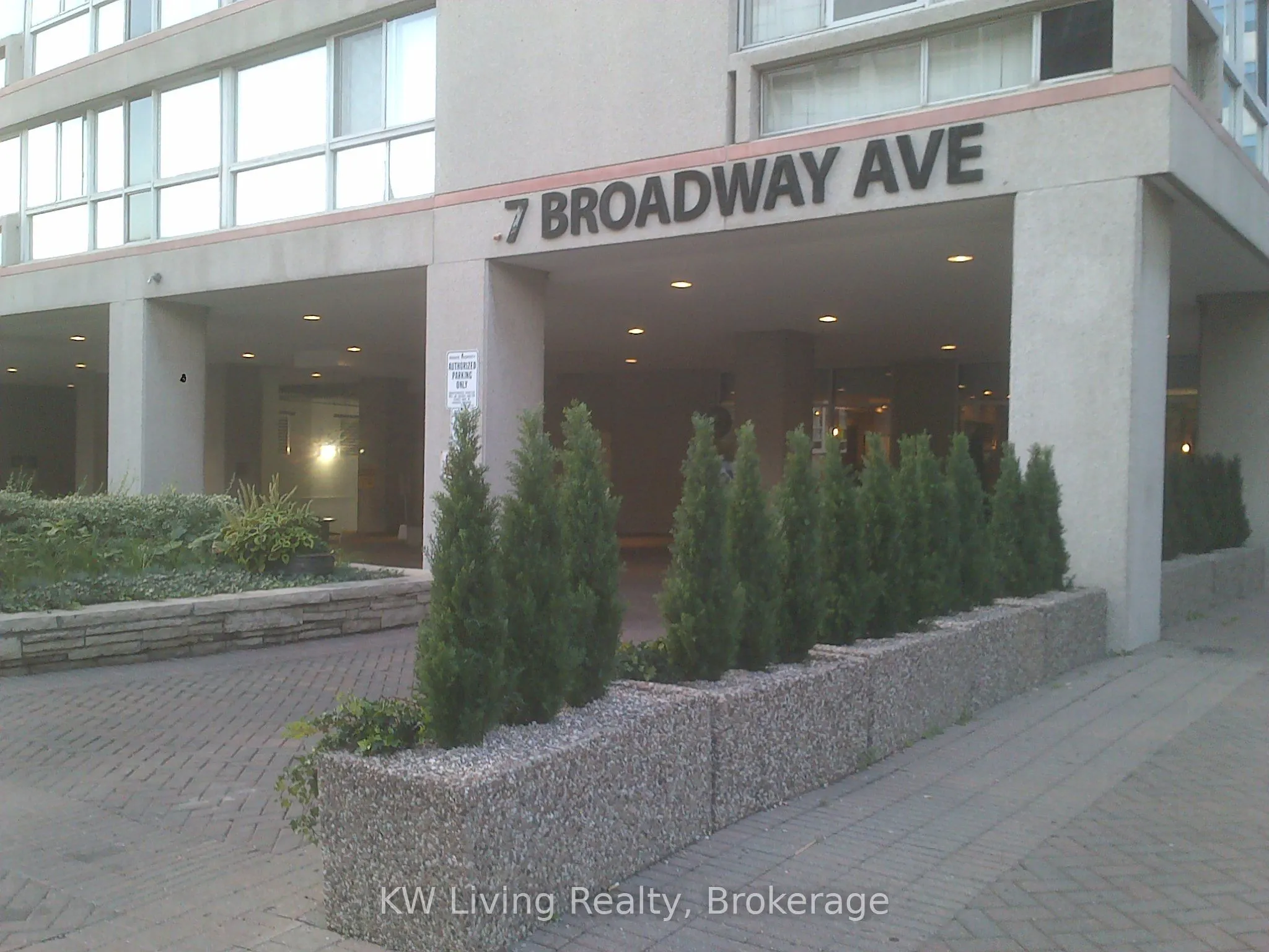 7 Broadway Avenue #PH-F