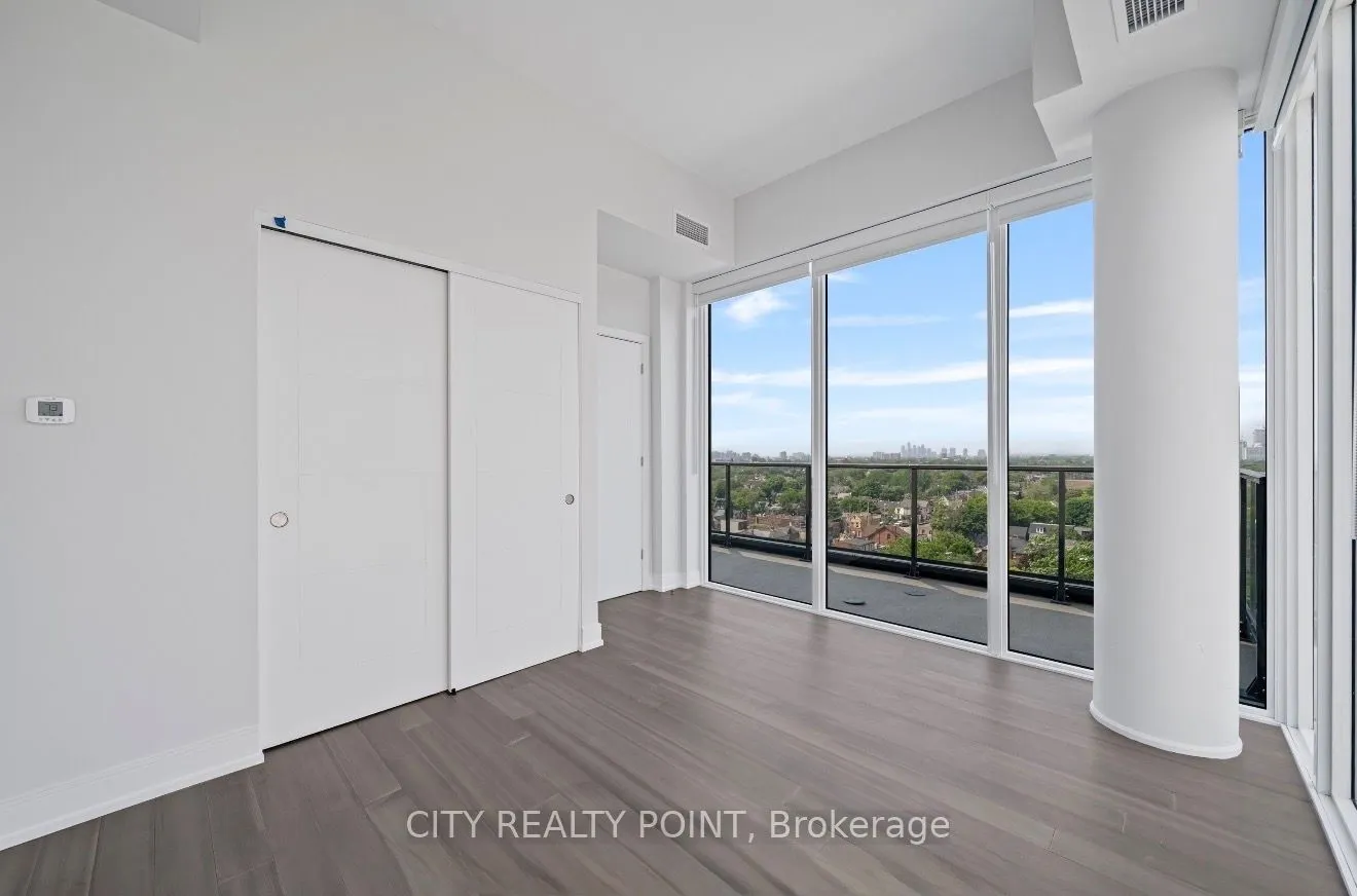 664 Spadina Avenue #1001