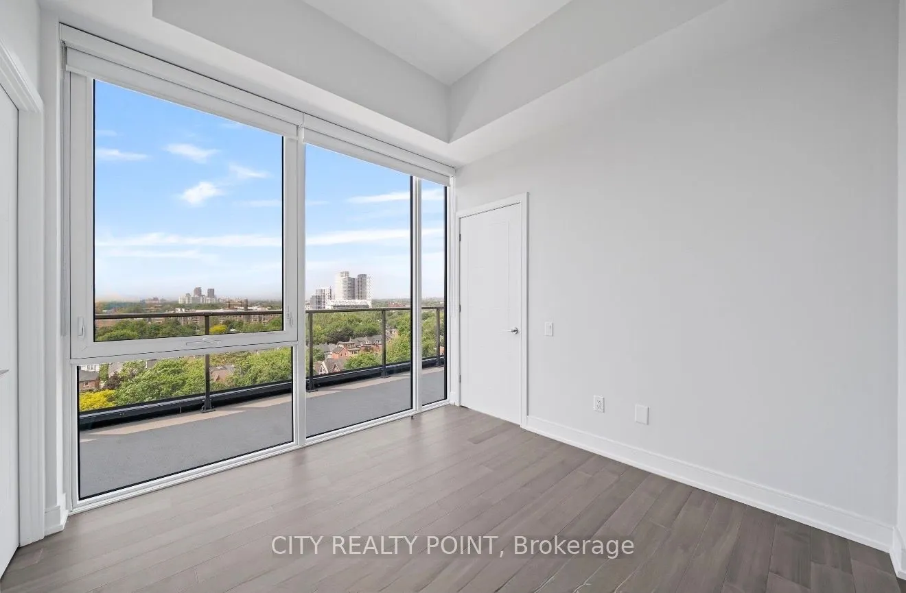 664 Spadina Avenue #1001