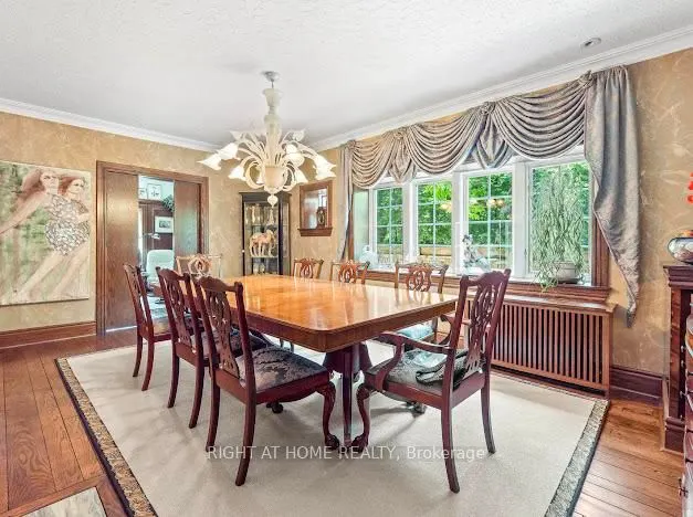 287 RUSSELL HILL Road