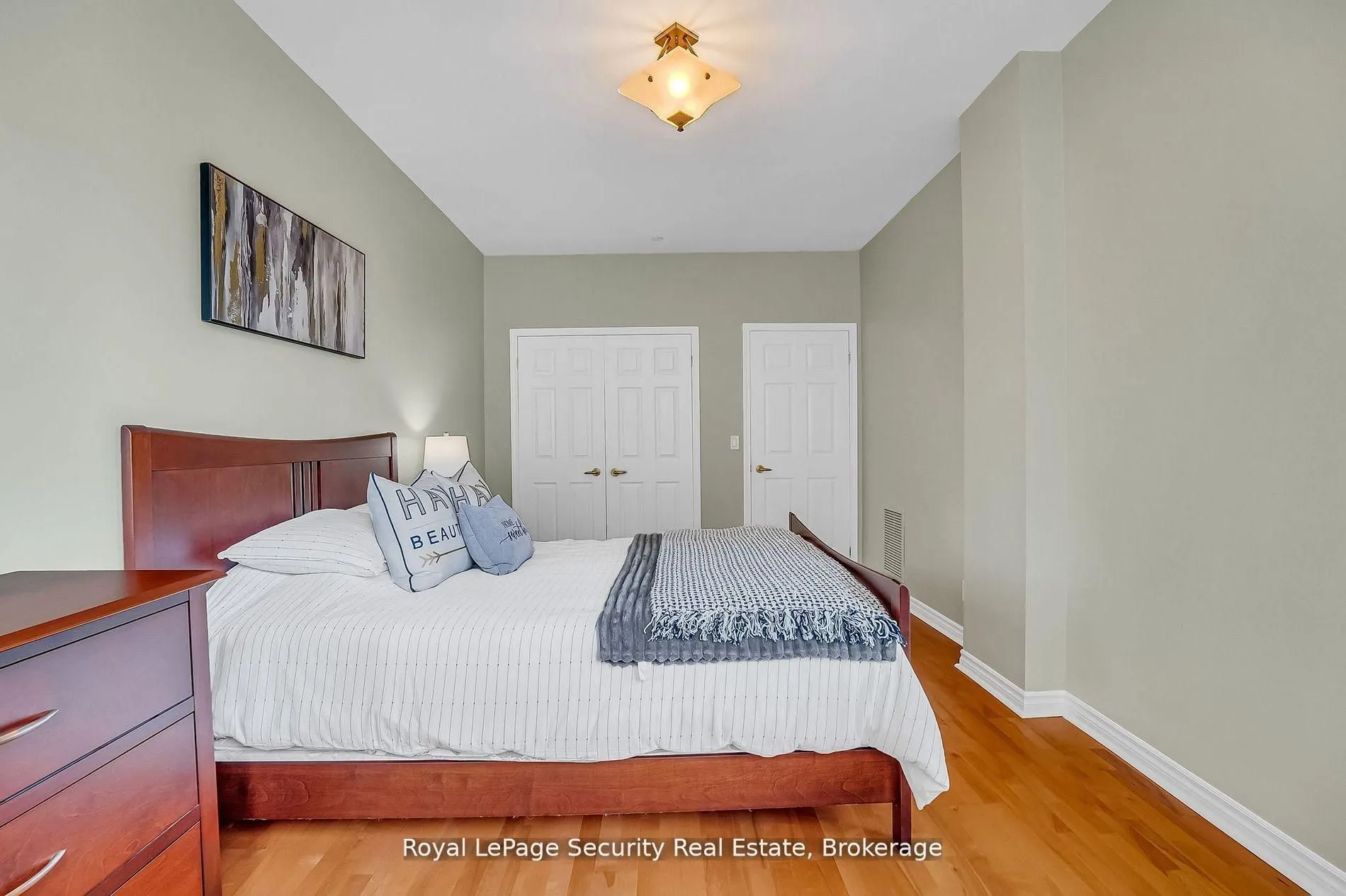 980 Yonge Street #403