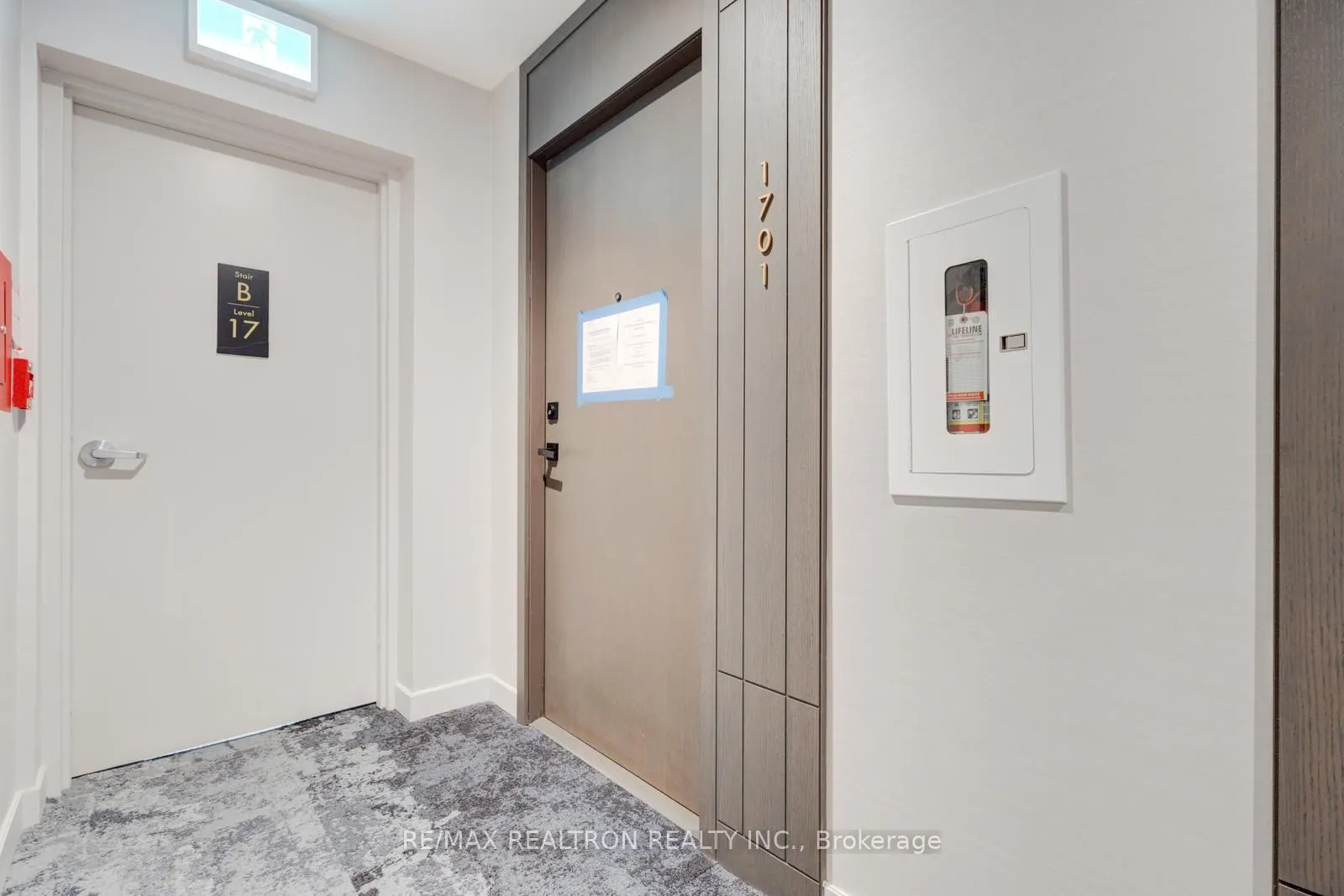 15 Holmes Avenue #1701