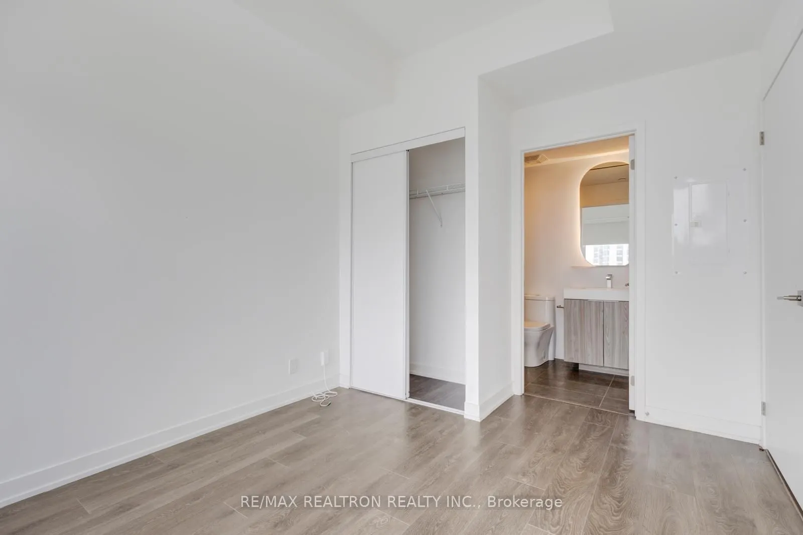 15 Holmes Avenue #1701