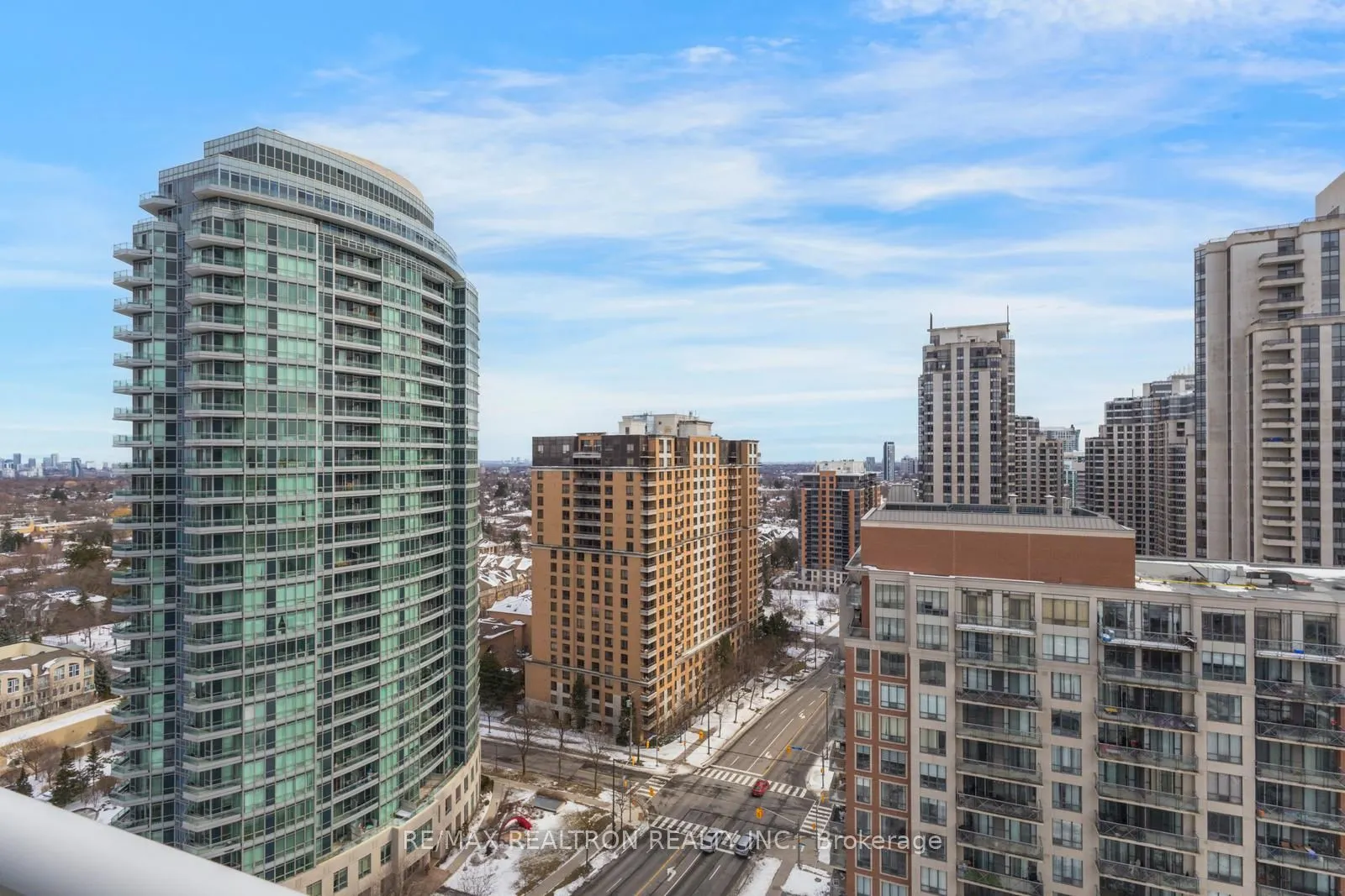 15 Holmes Avenue #1701