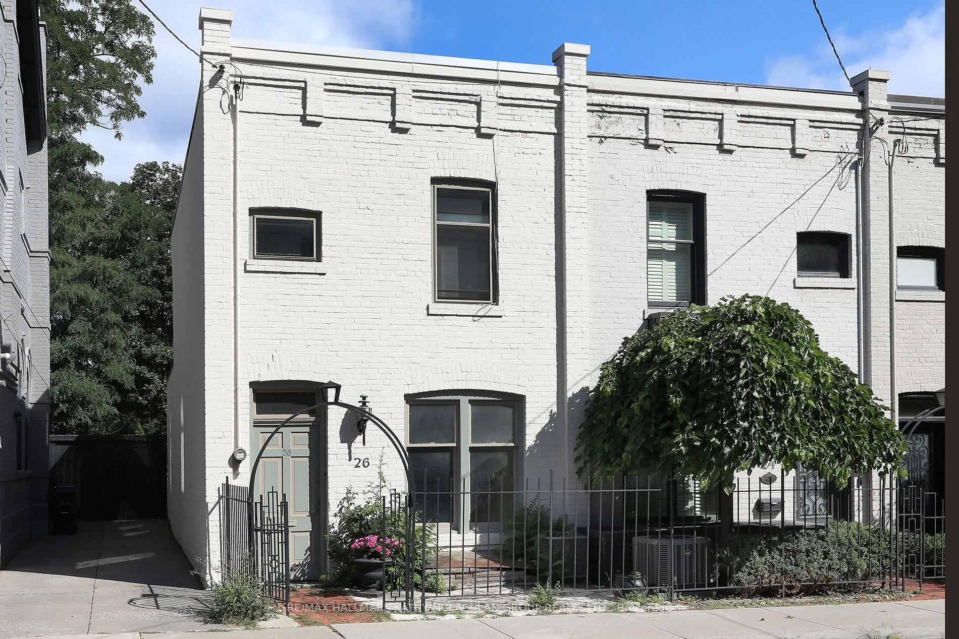 26 Belmont Street