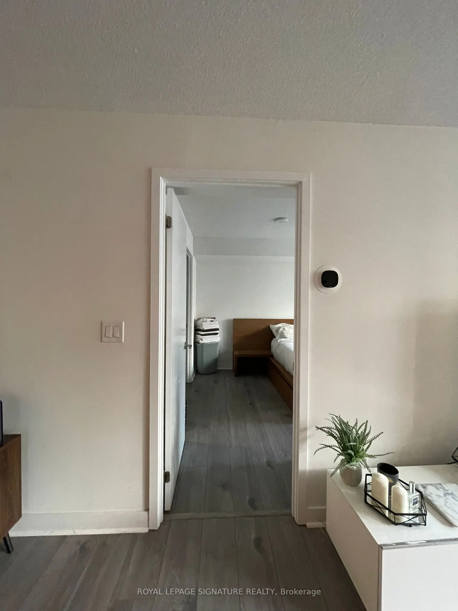 295 Adelaide Street W #414