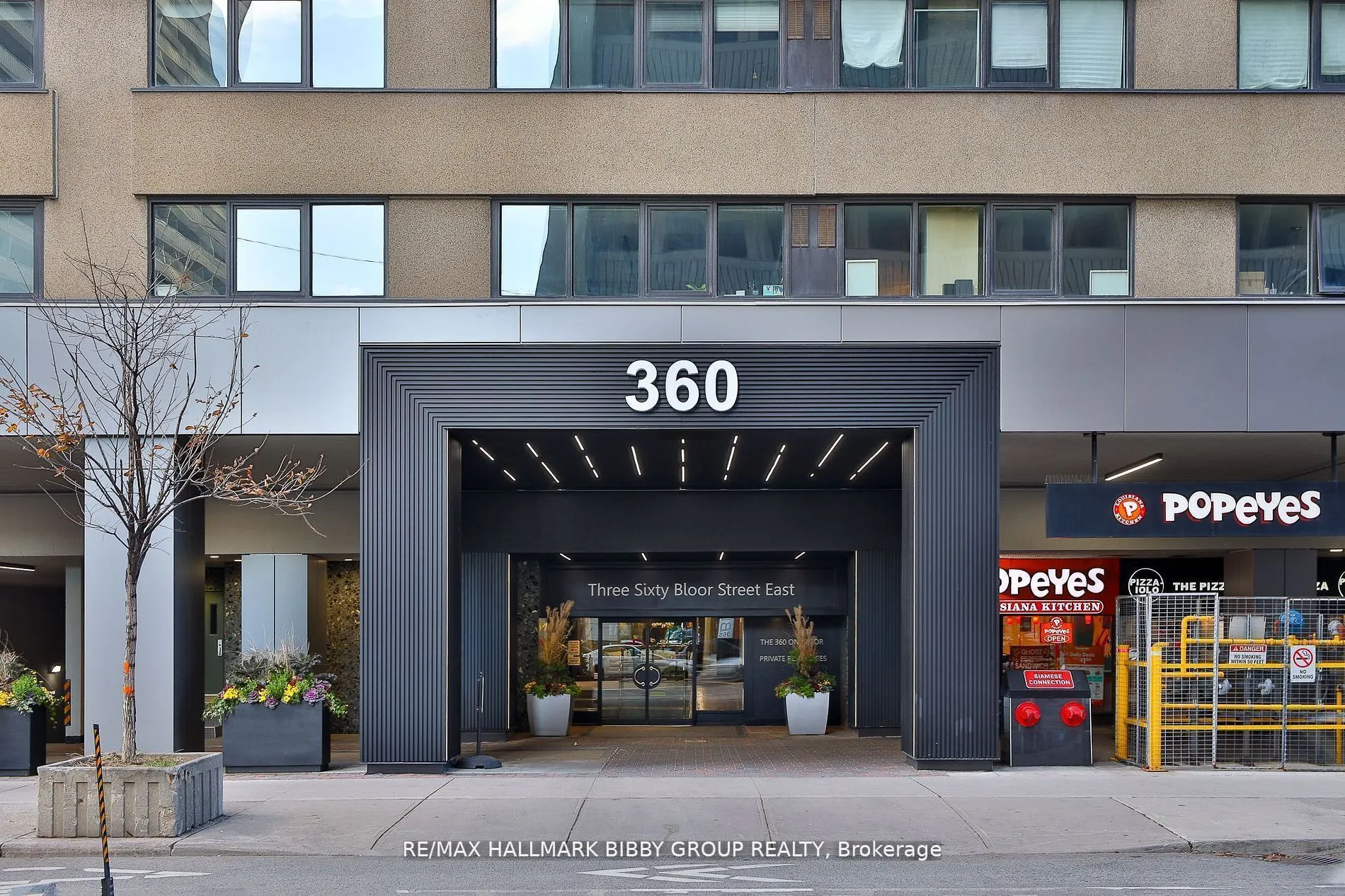 360 Bloor Street E #1007