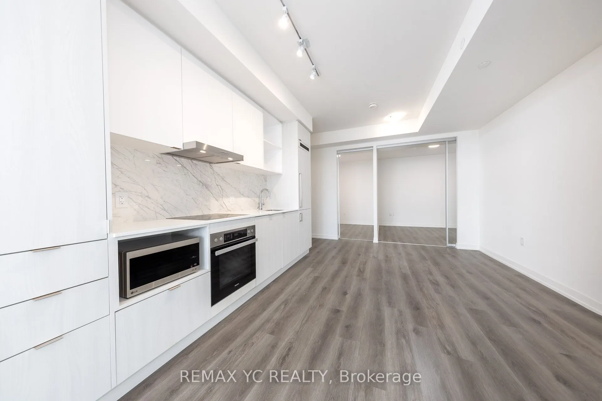 138 Downes Street #7108