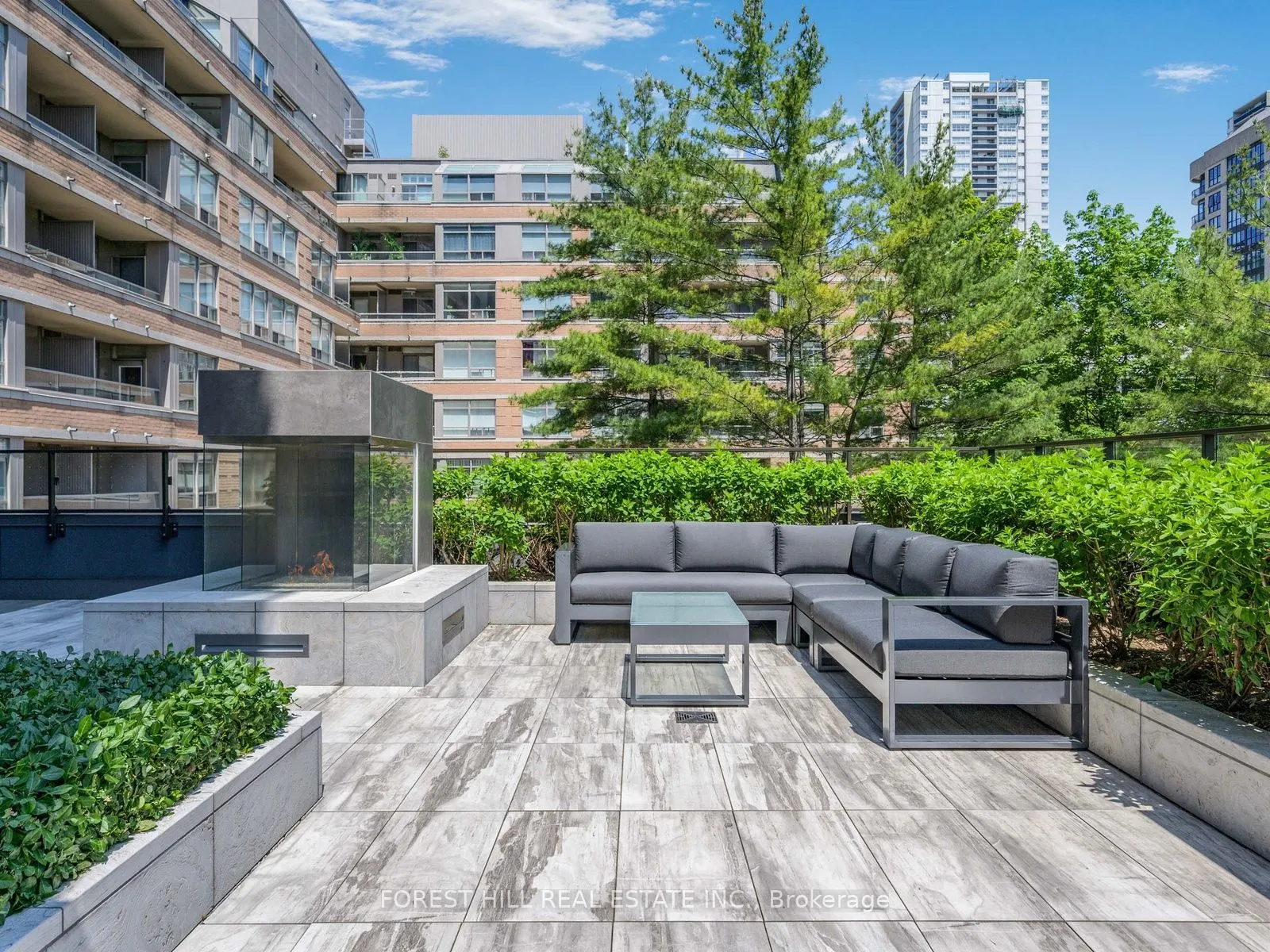 6 Jackes Avenue #513