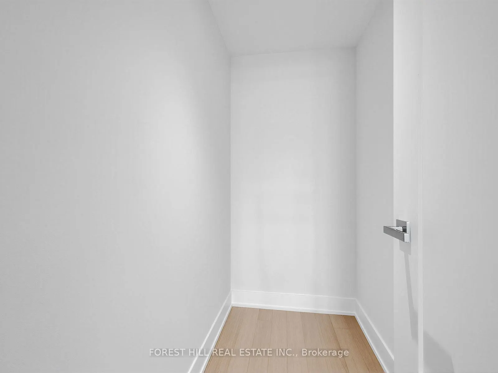 6 Jackes Avenue #513