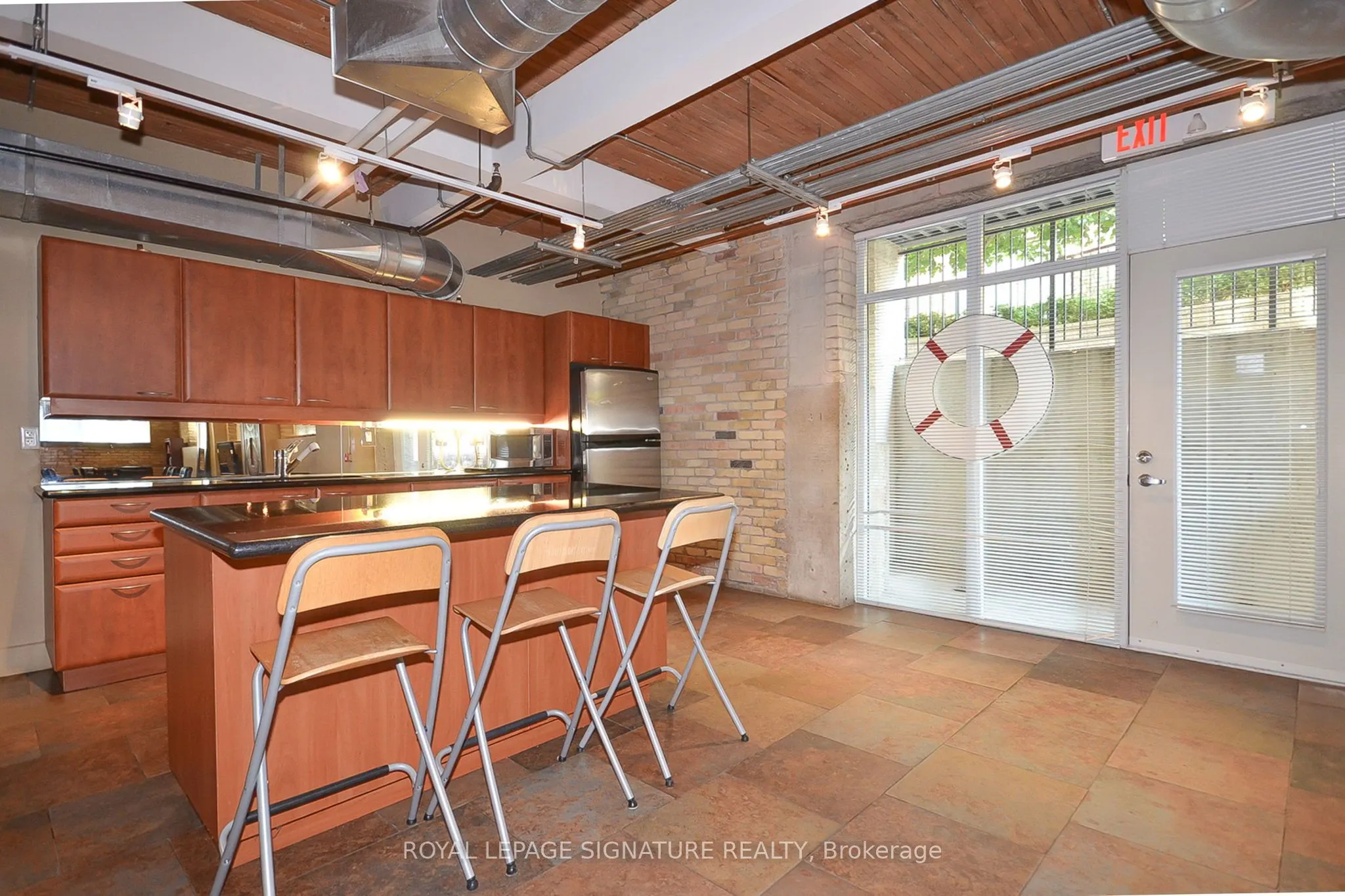 955 Queen Street W #316
