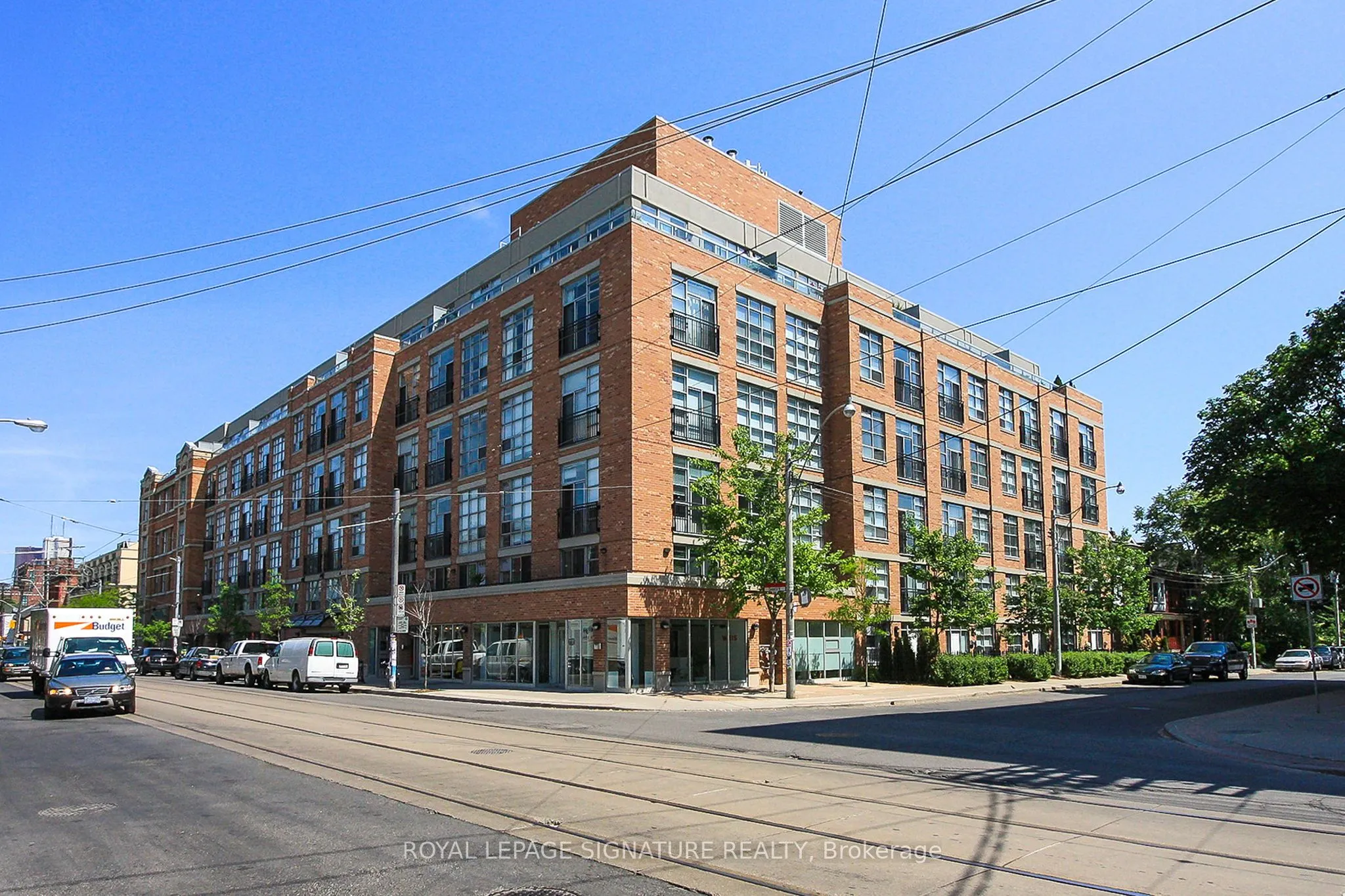 955 Queen Street W #316
