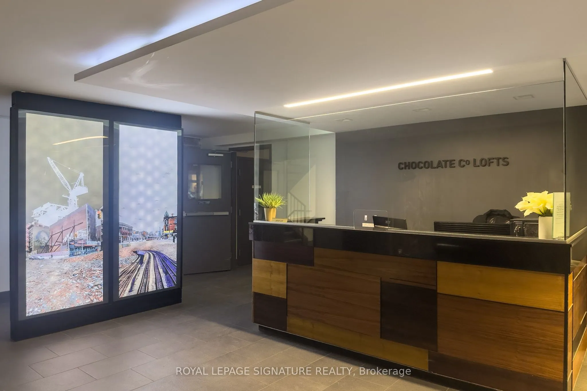 955 Queen Street W #316