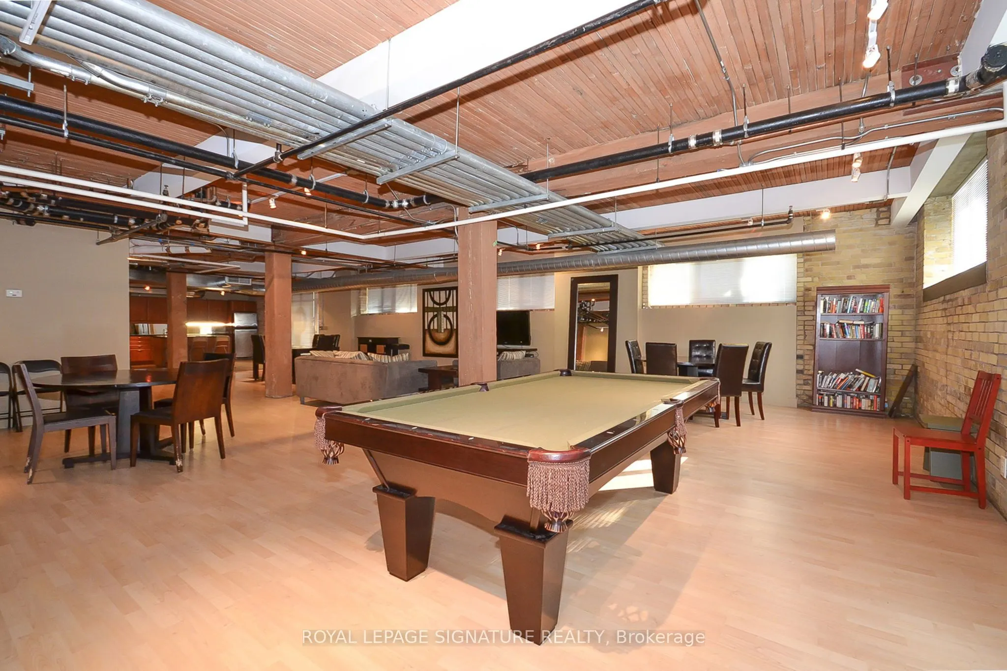 955 Queen Street W #316