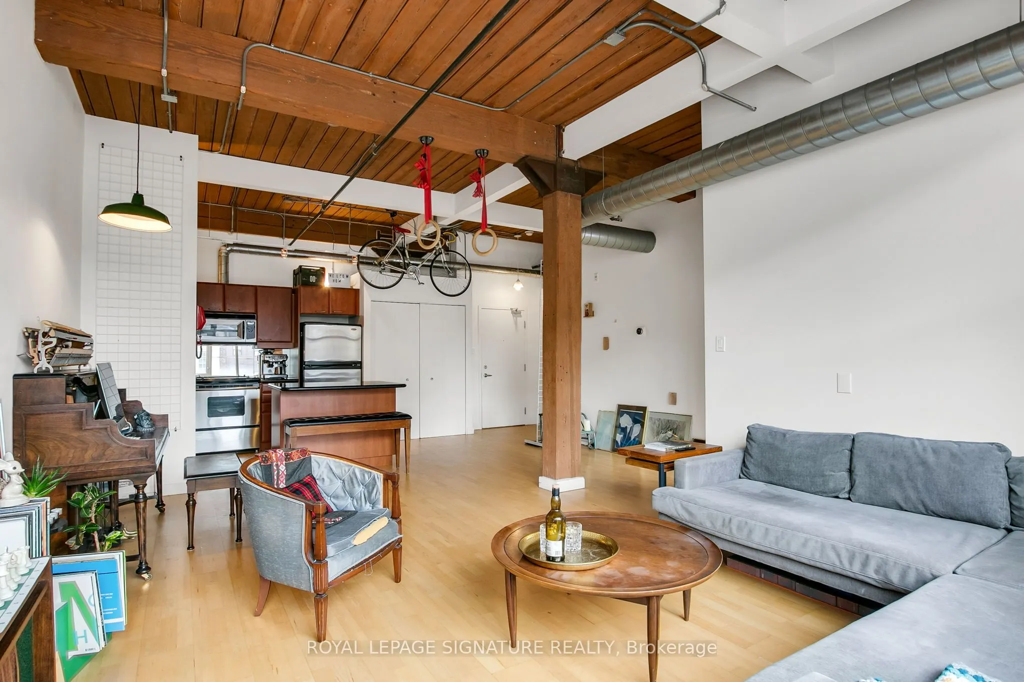 955 Queen Street W #316
