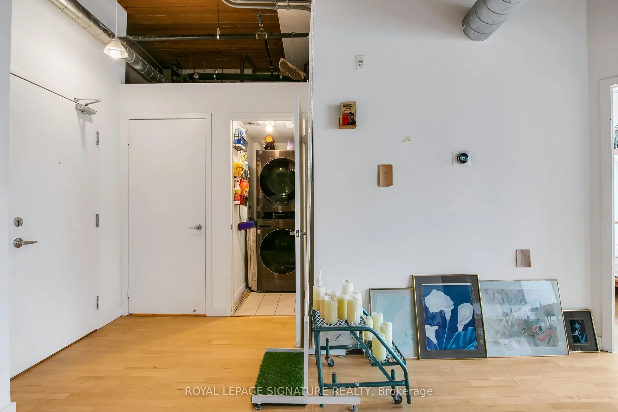 955 Queen Street W #316