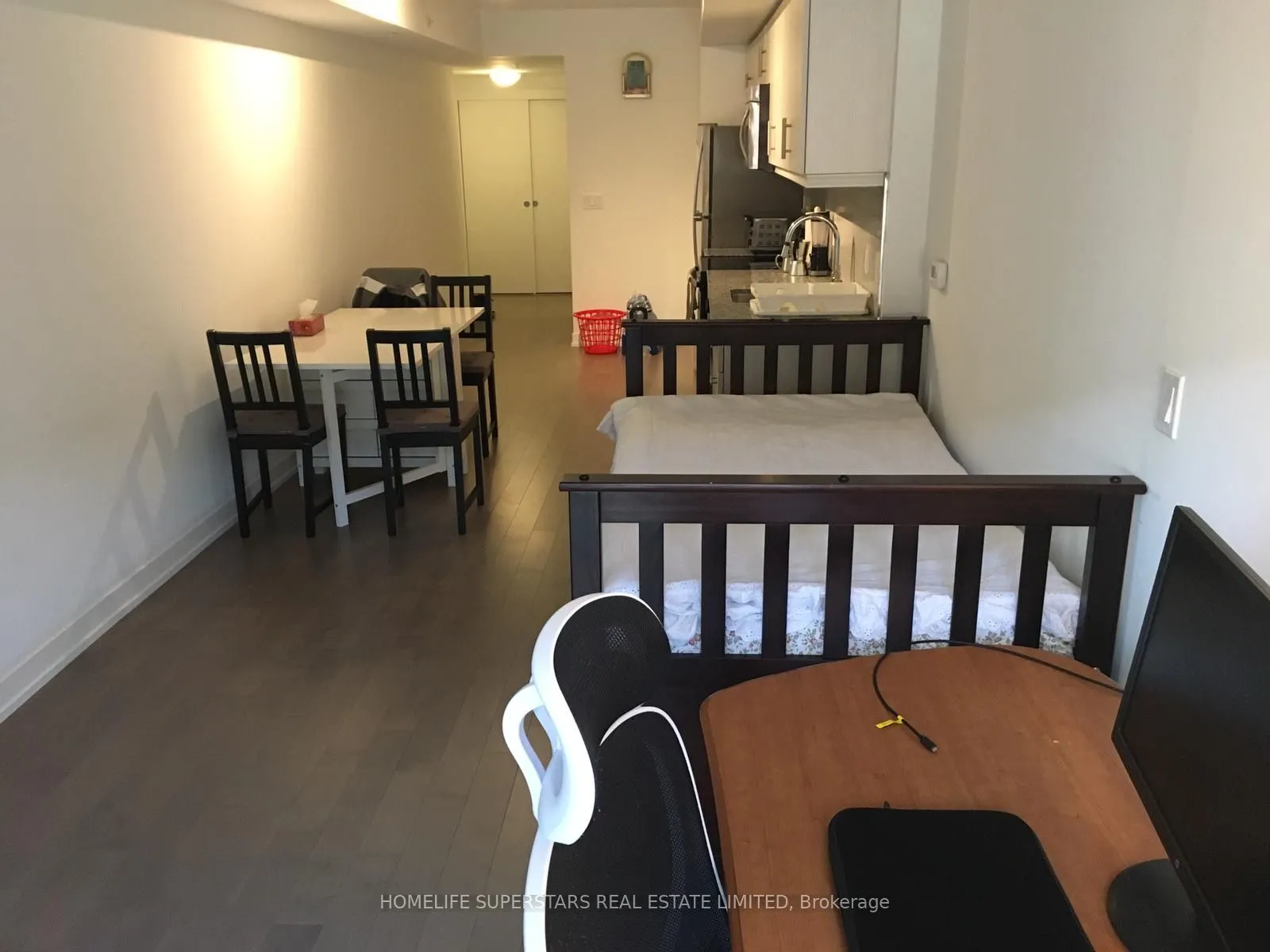 10 Willison Square N #305
