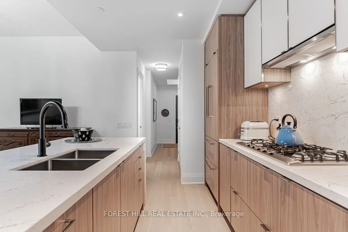 280 Howland Avenue #201