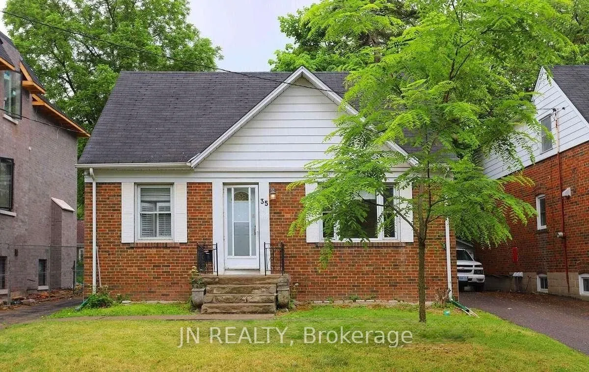 35 Anndale Drive