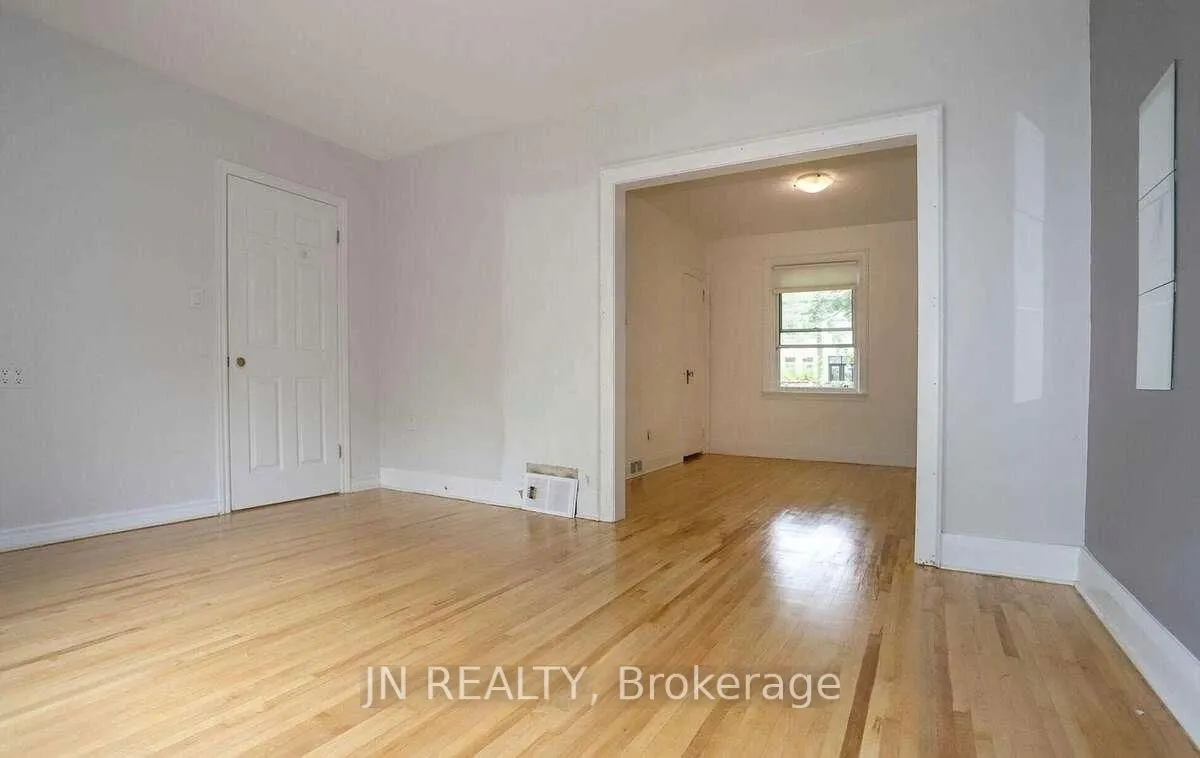 35 Anndale Drive