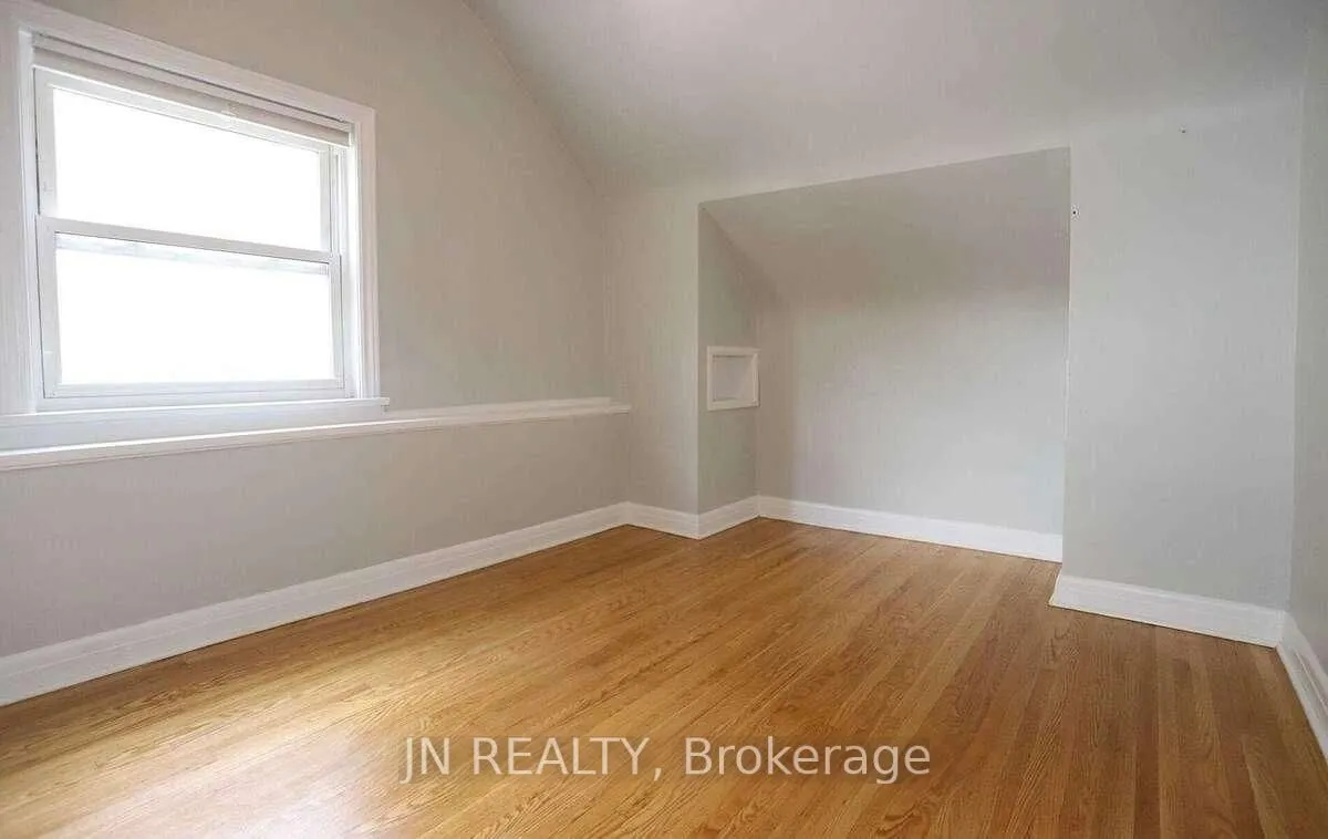 35 Anndale Drive
