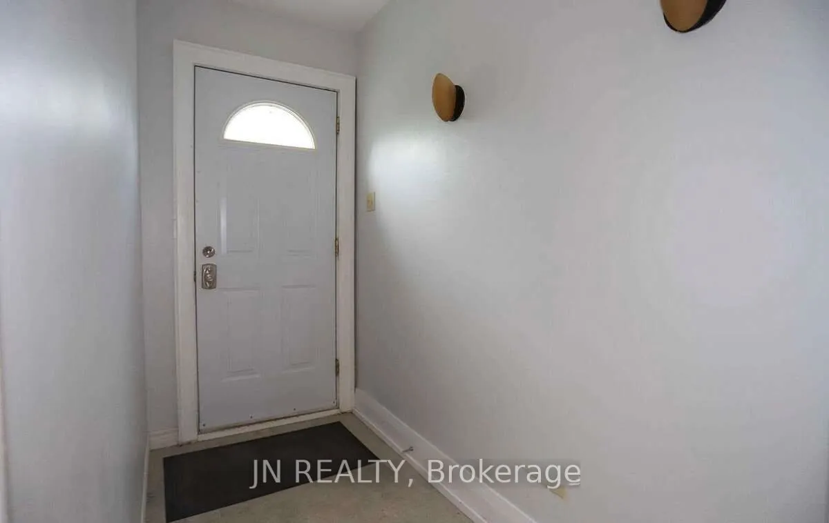 35 Anndale Drive