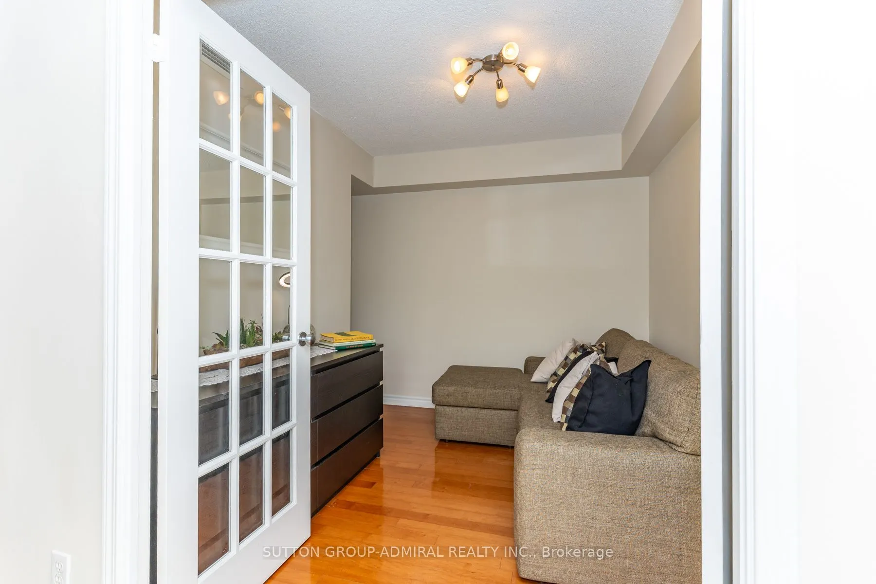 1 Rean Drive #1606