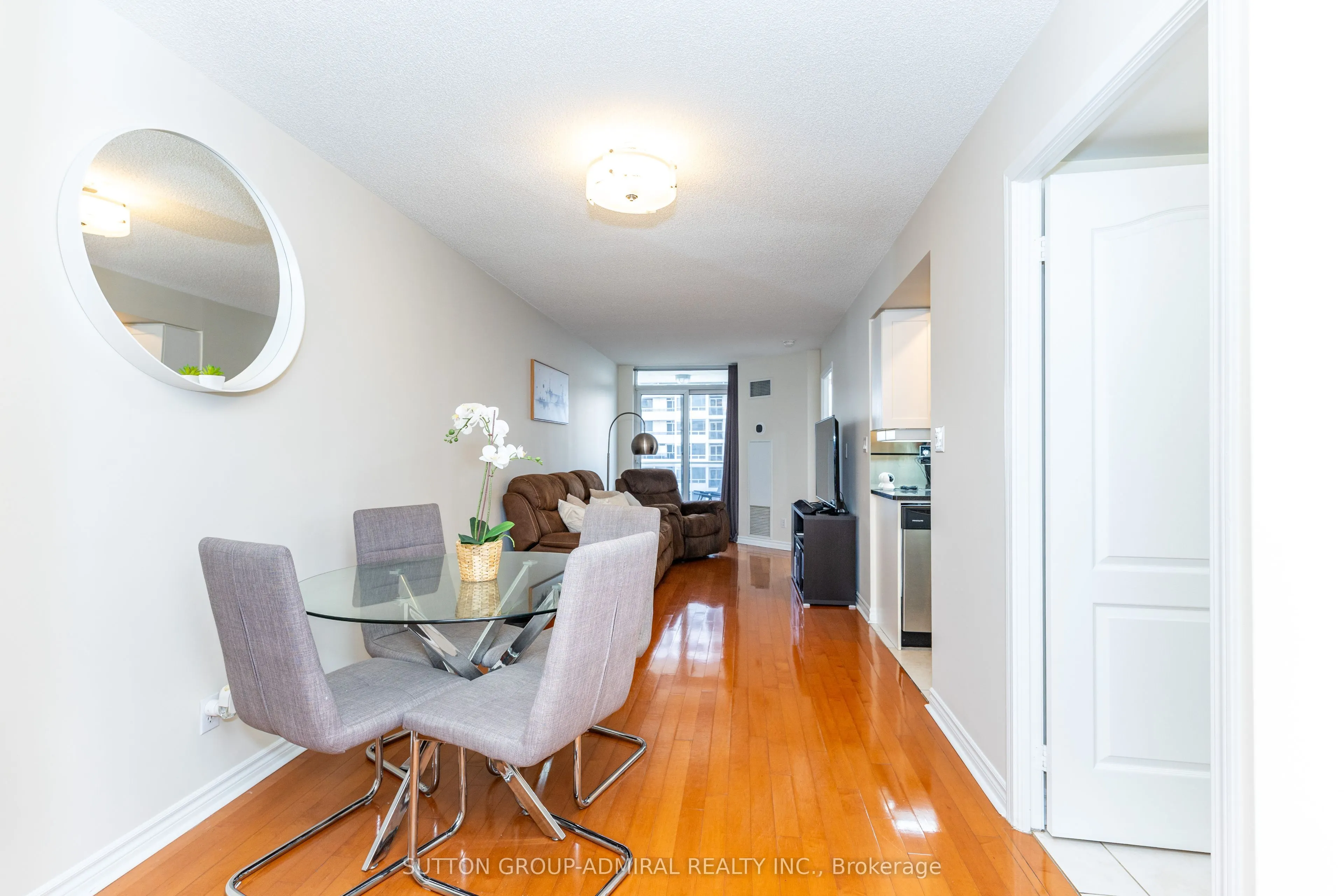 1 Rean Drive #1606