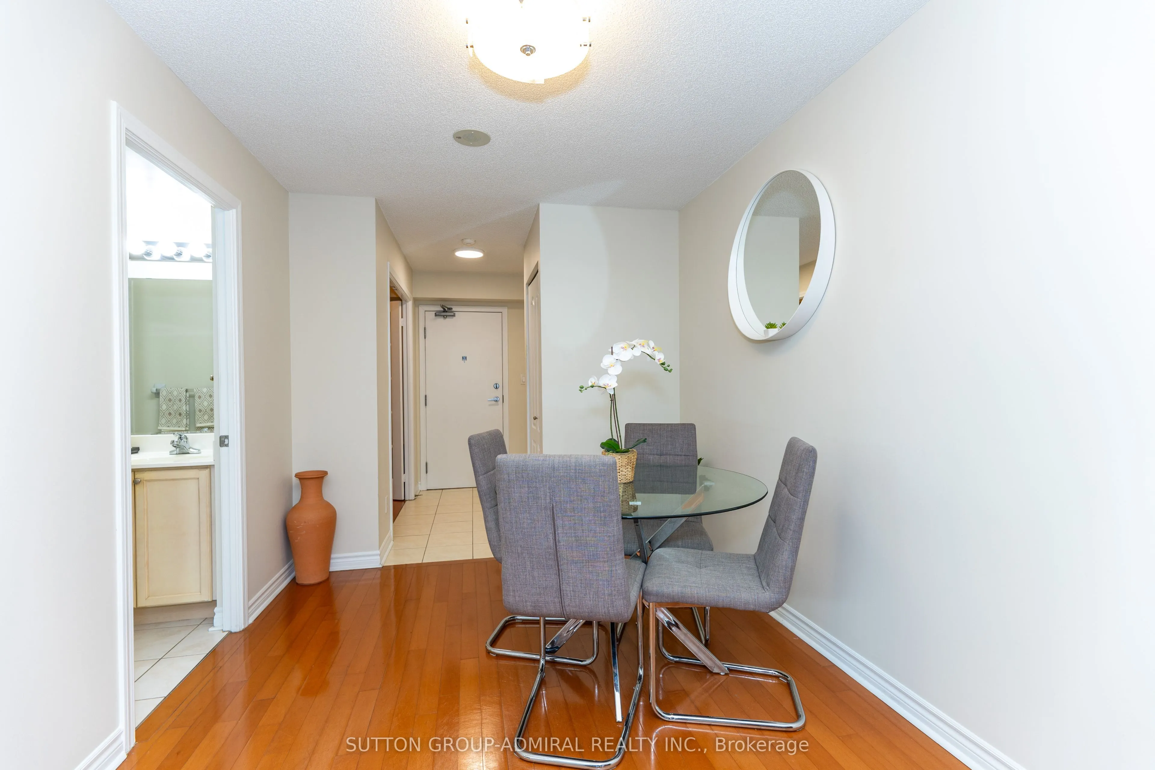 1 Rean Drive #1606