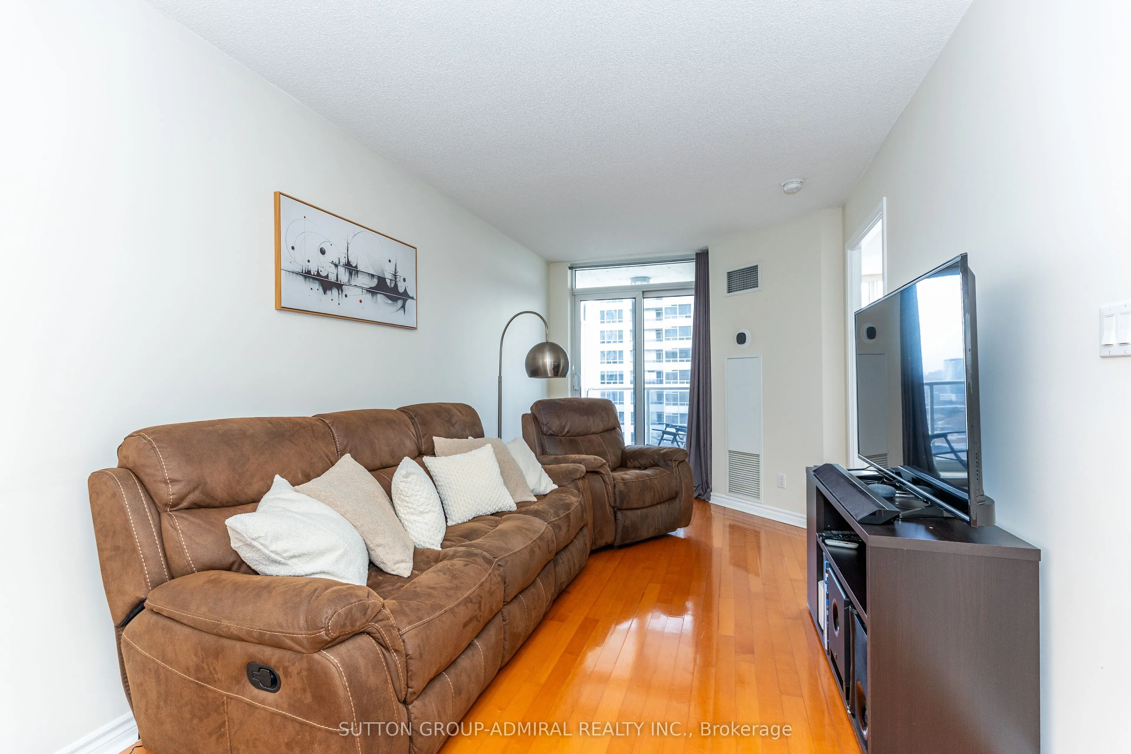 1 Rean Drive #1606