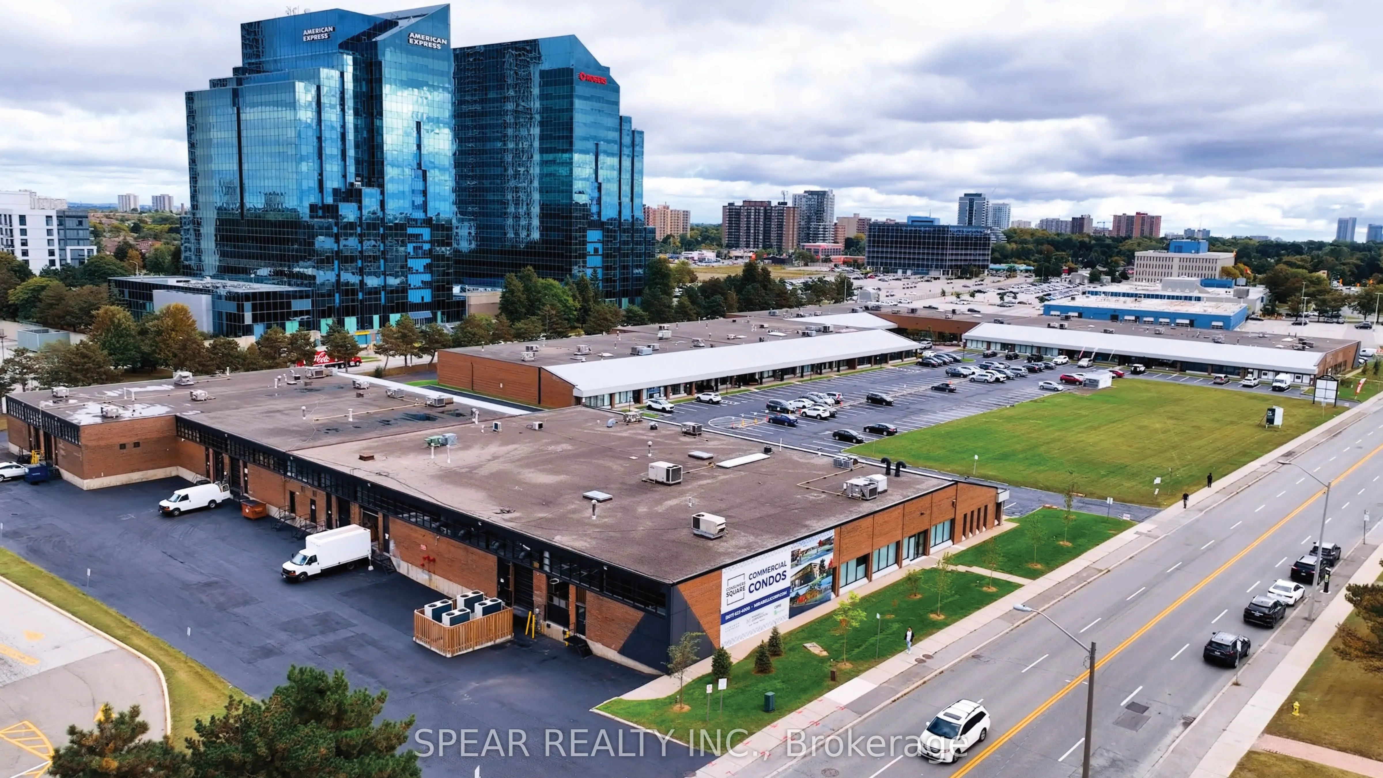 280 - 422 Consumers Road #11